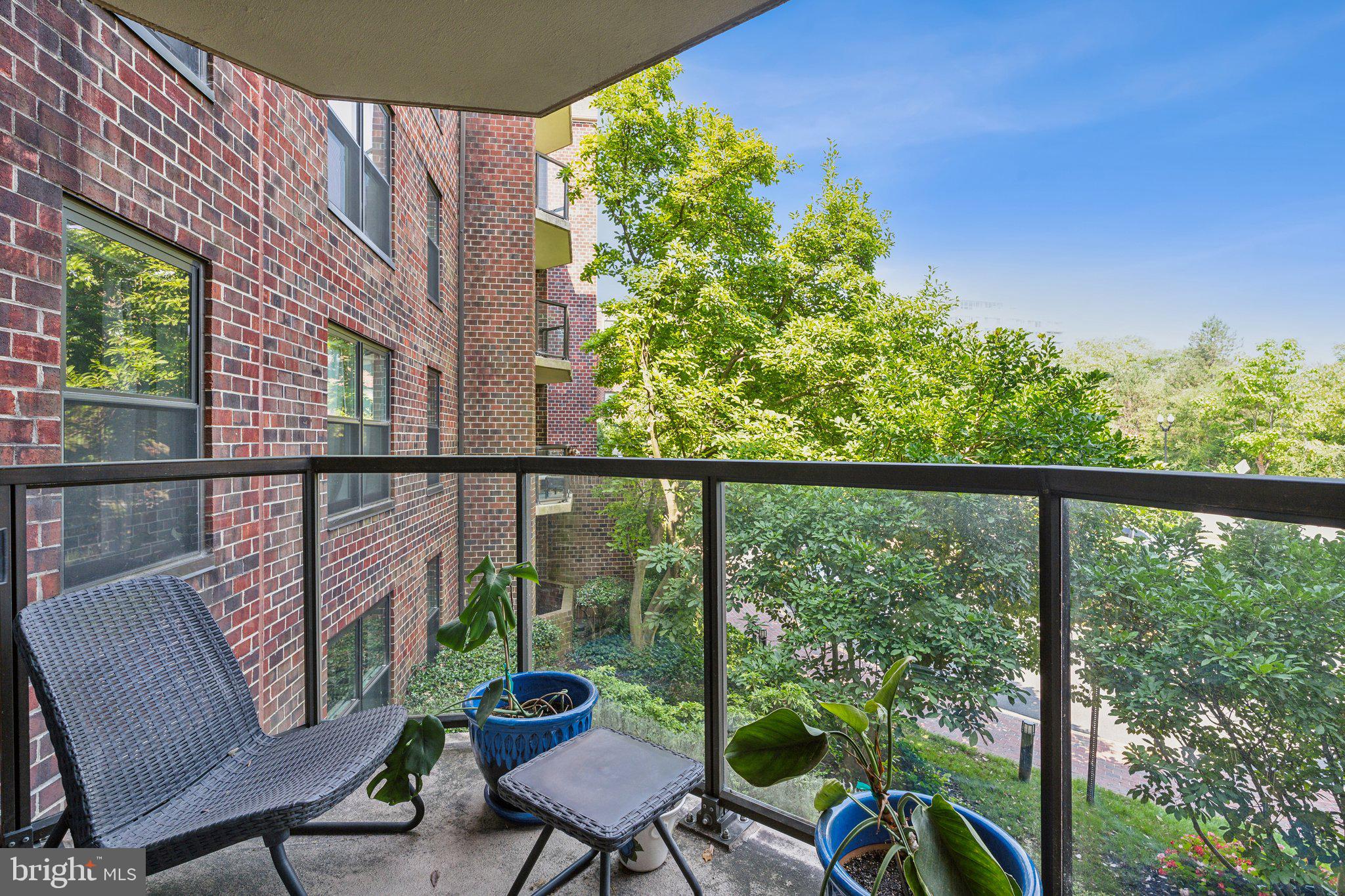 ASTORIA - Residential