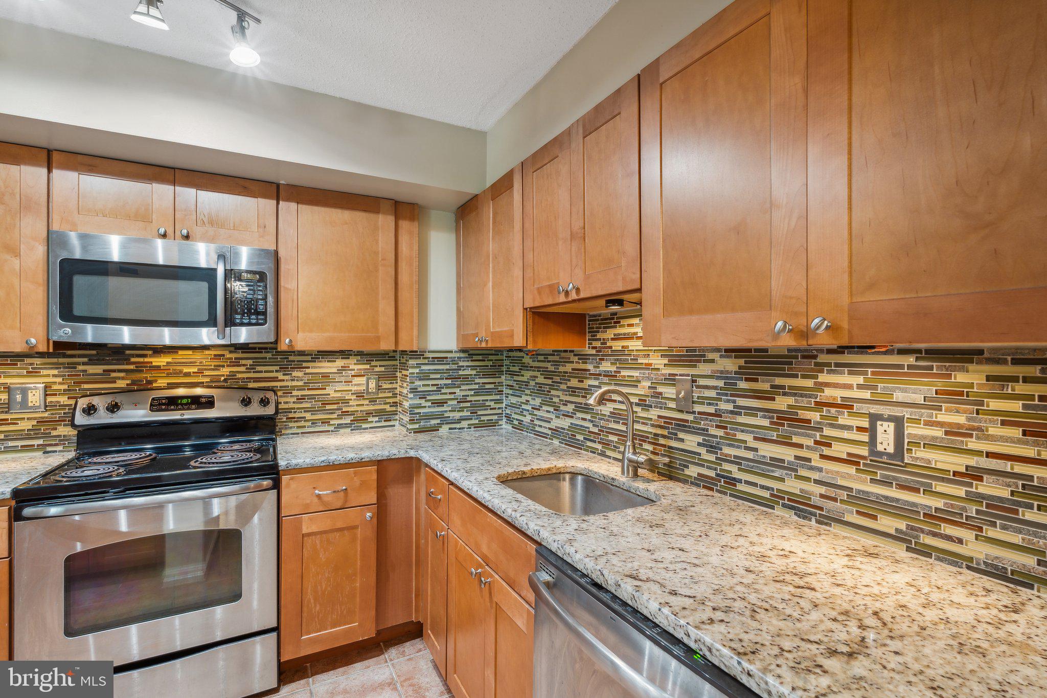 ASTORIA - Residential