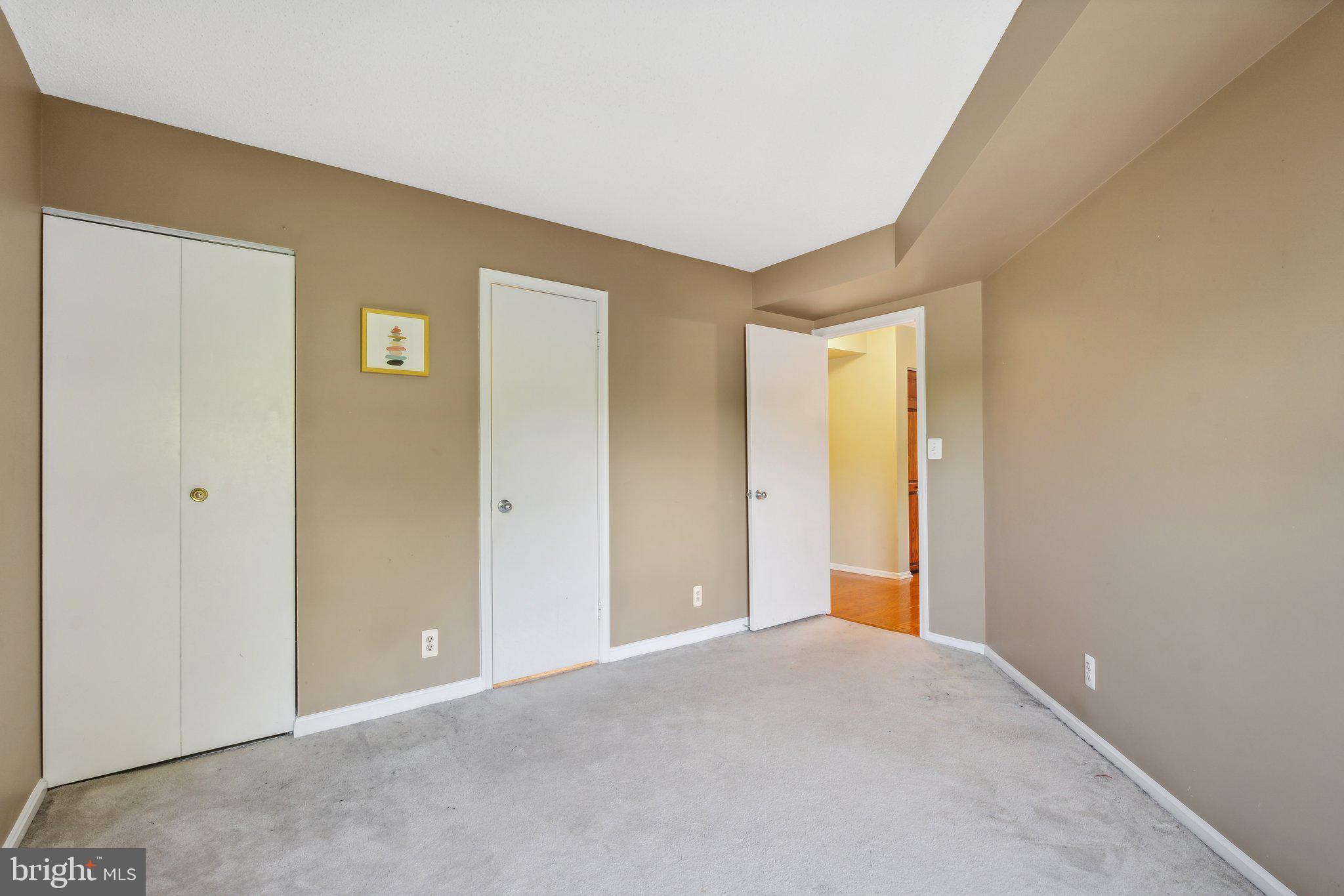 ASTORIA - Residential