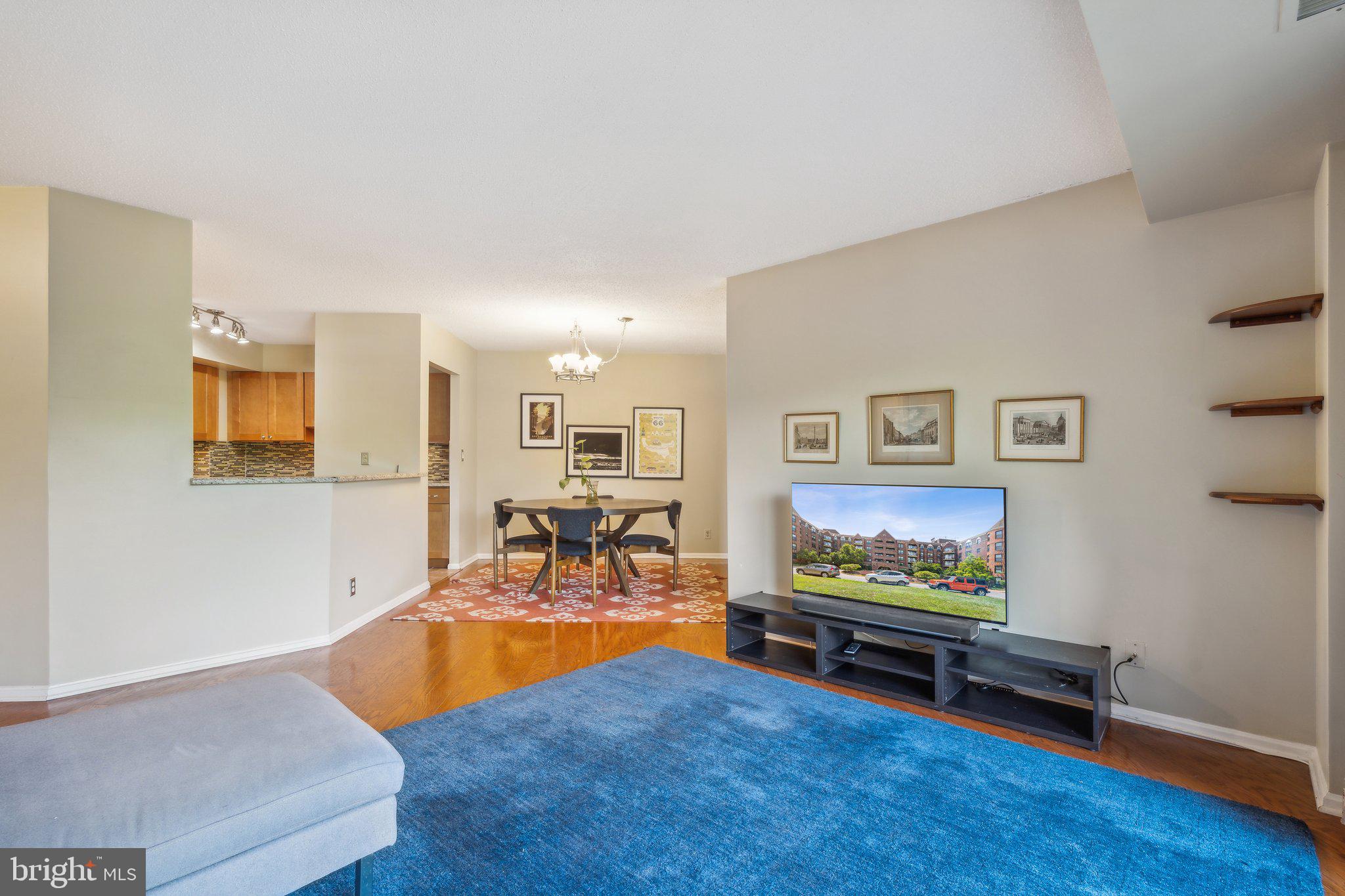 ASTORIA - Residential