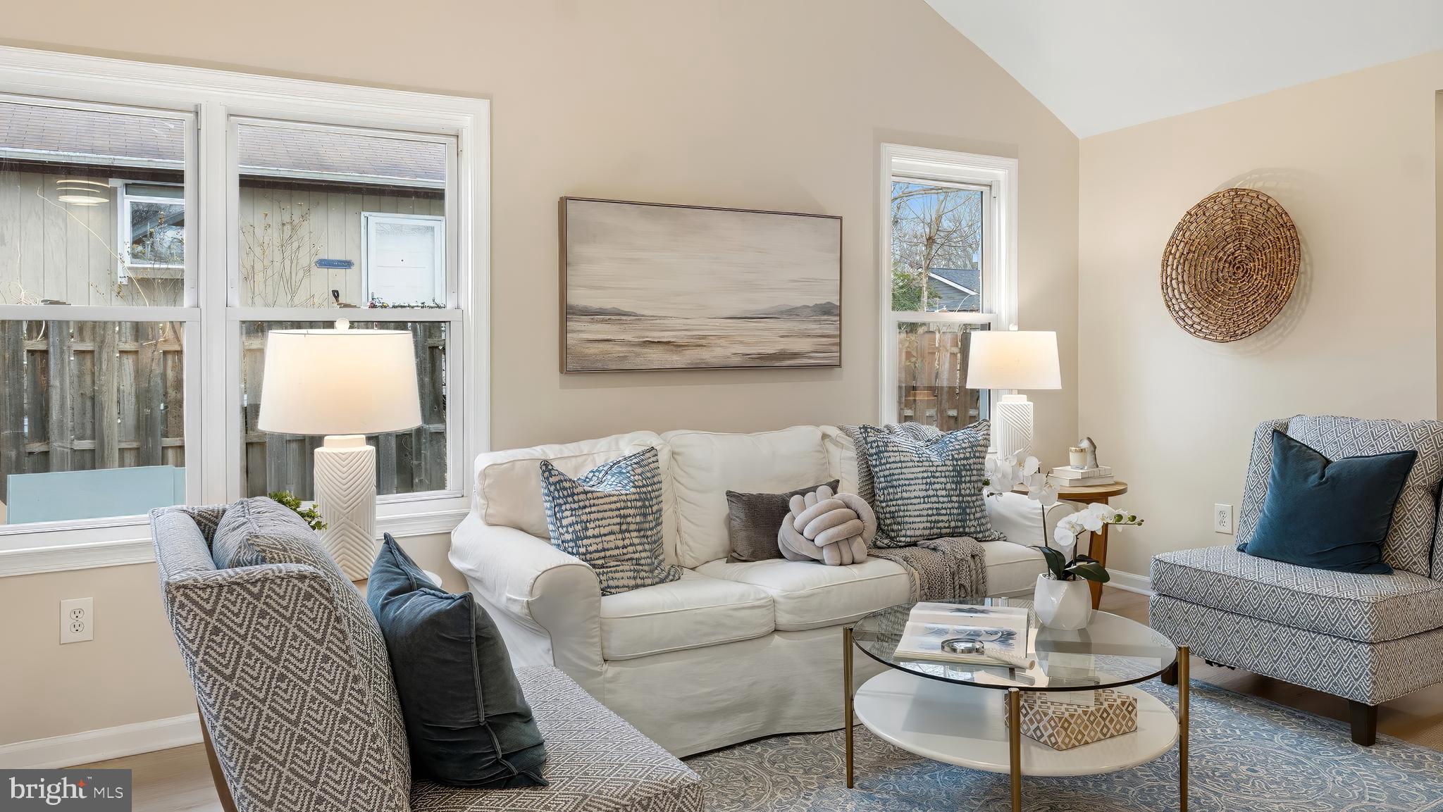 AVALON SHORES - Residential