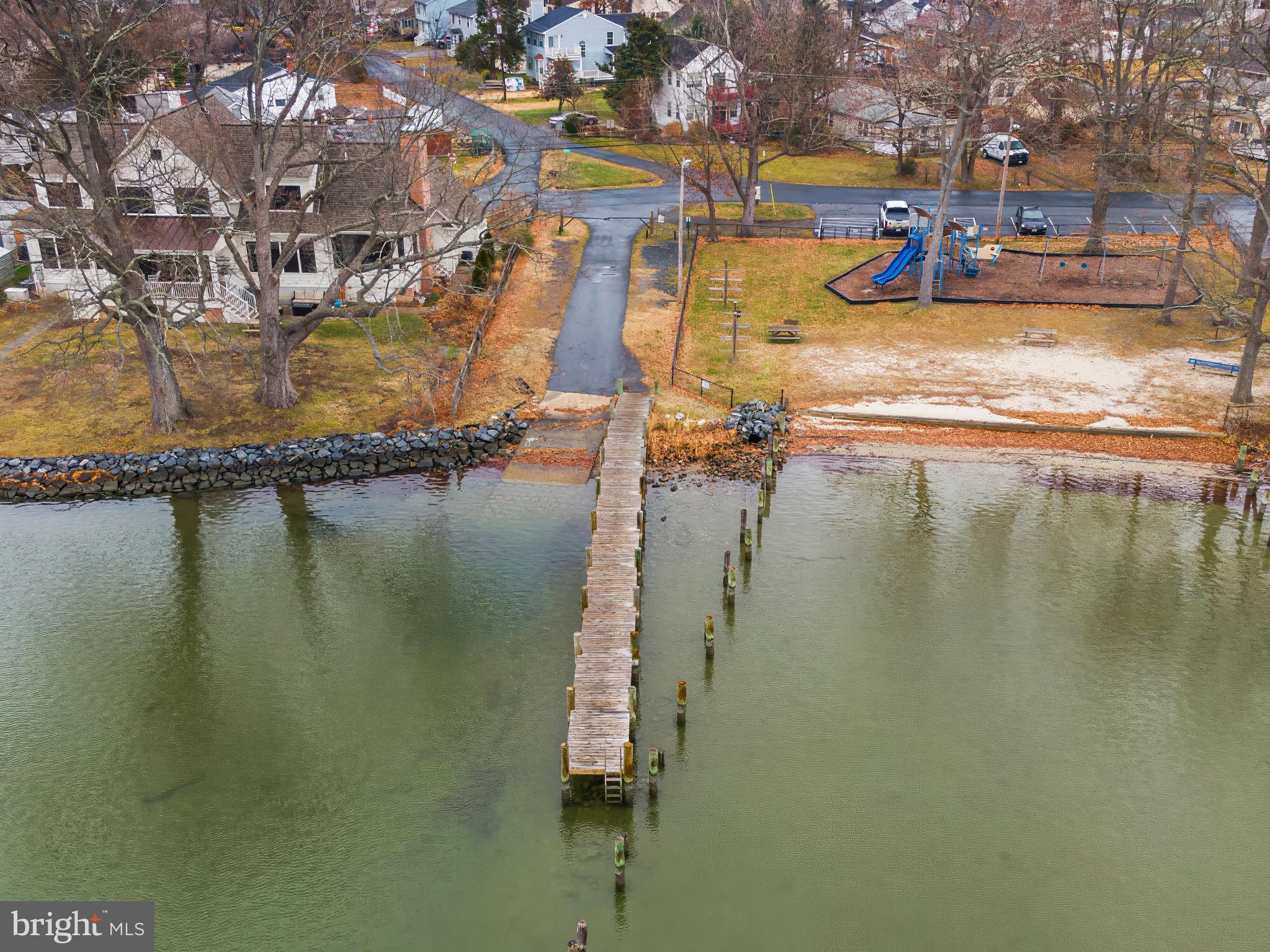 AVALON SHORES - Residential