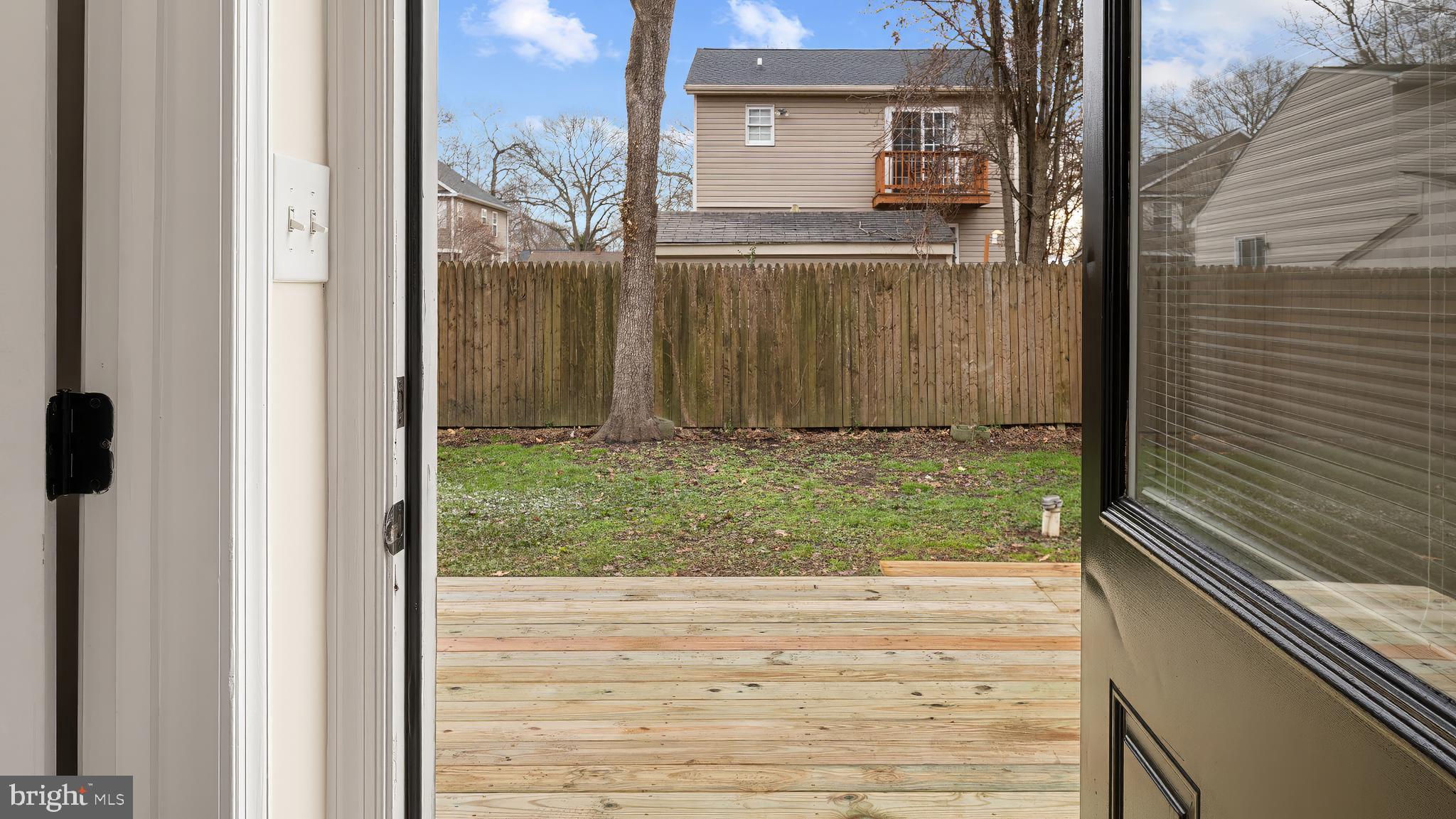 AVALON SHORES - Residential