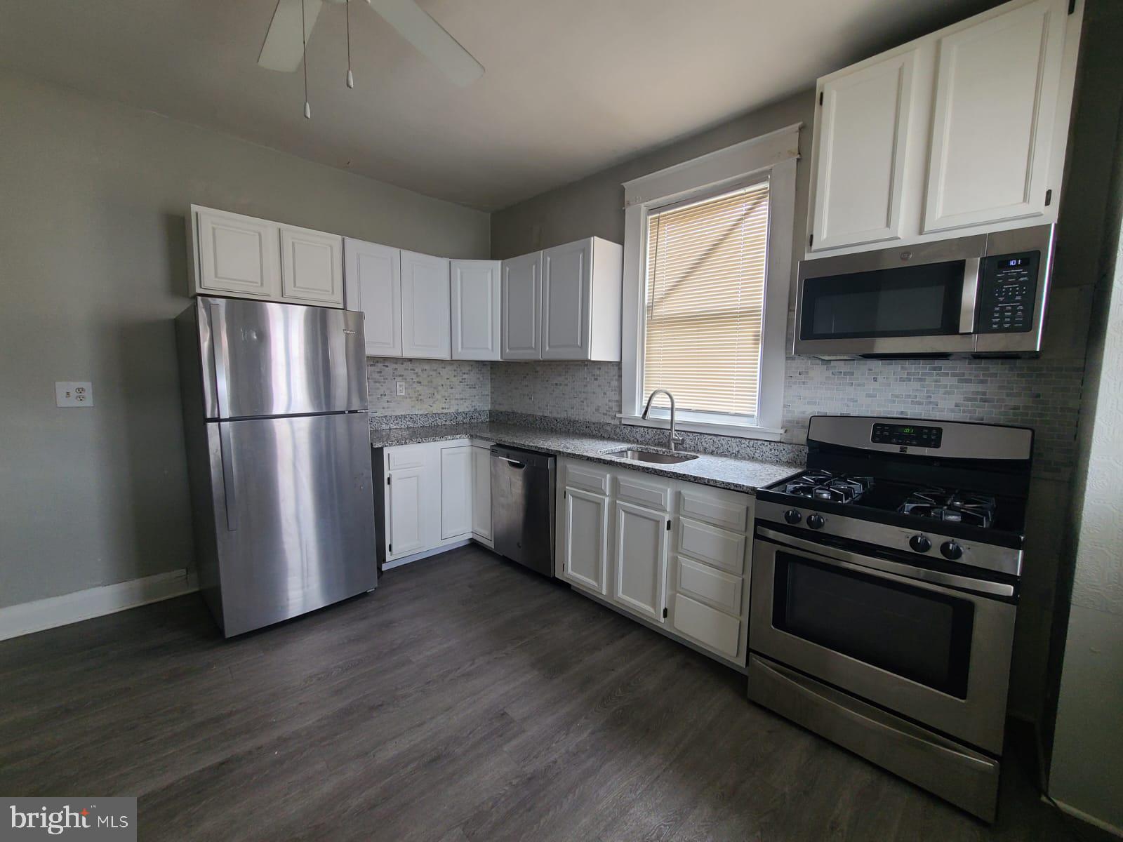 SAINT JOSEPHS - Residential Lease