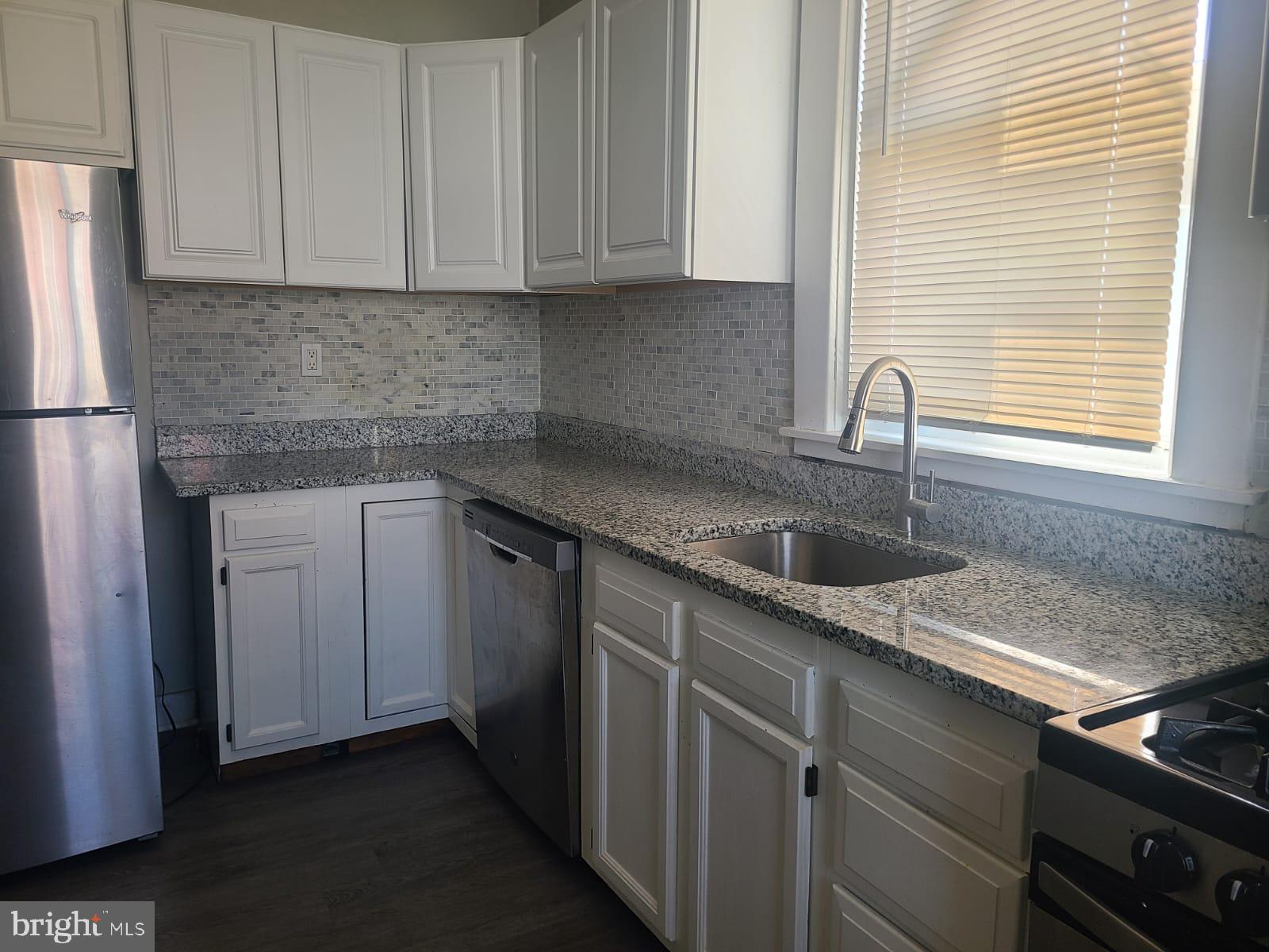 SAINT JOSEPHS - Residential Lease