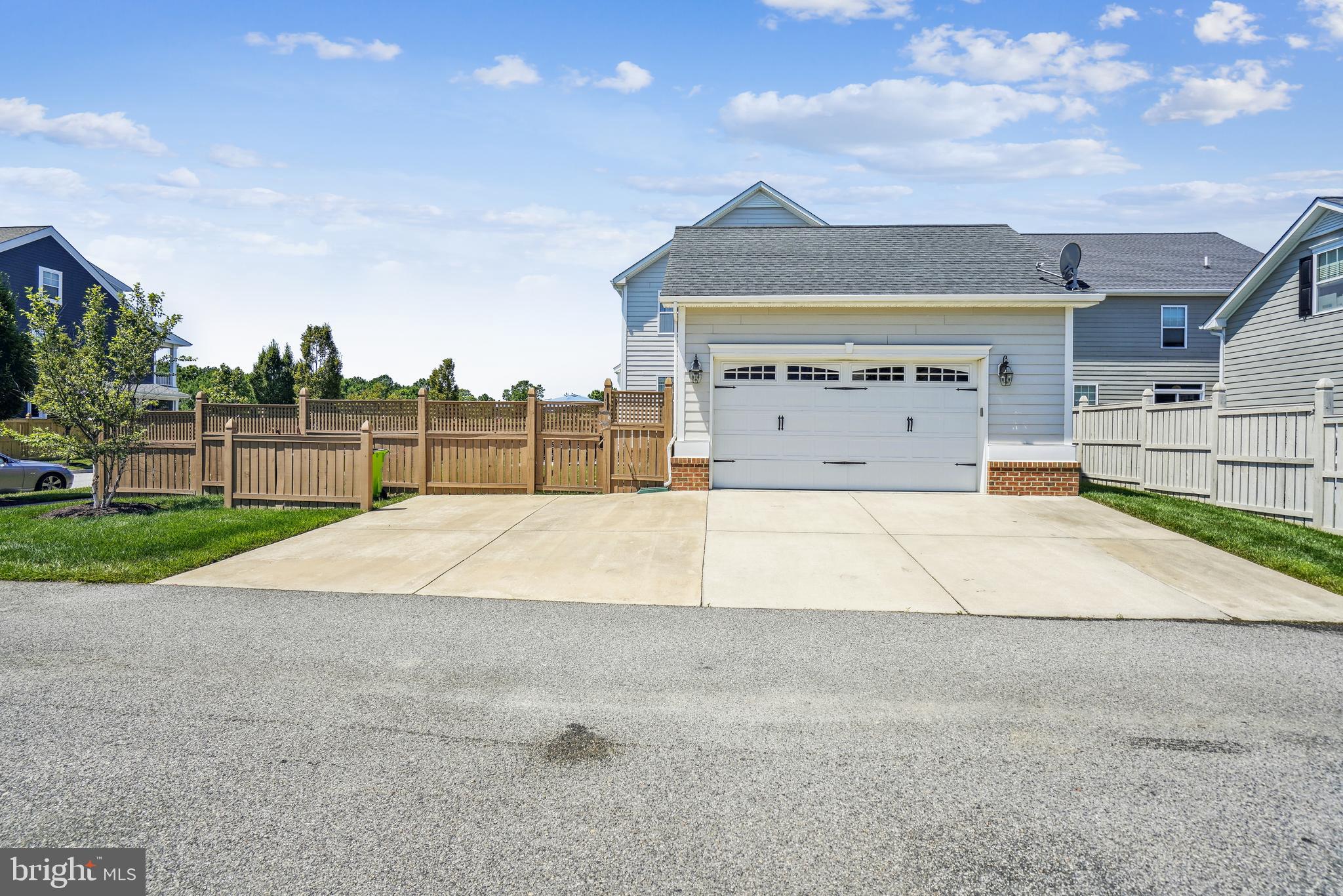 GIBSONS GRANT - Residential Lease