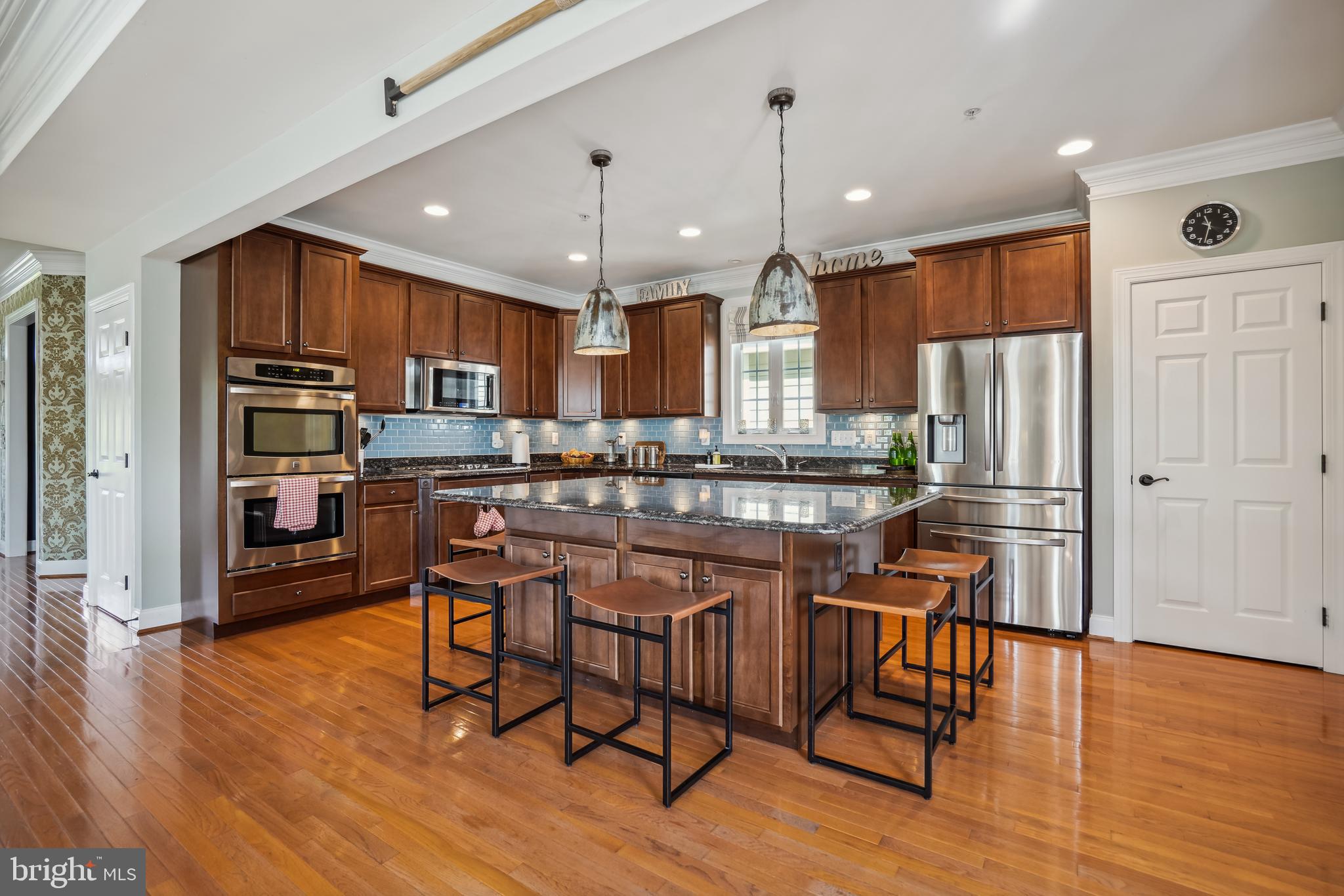 GIBSONS GRANT - Residential Lease