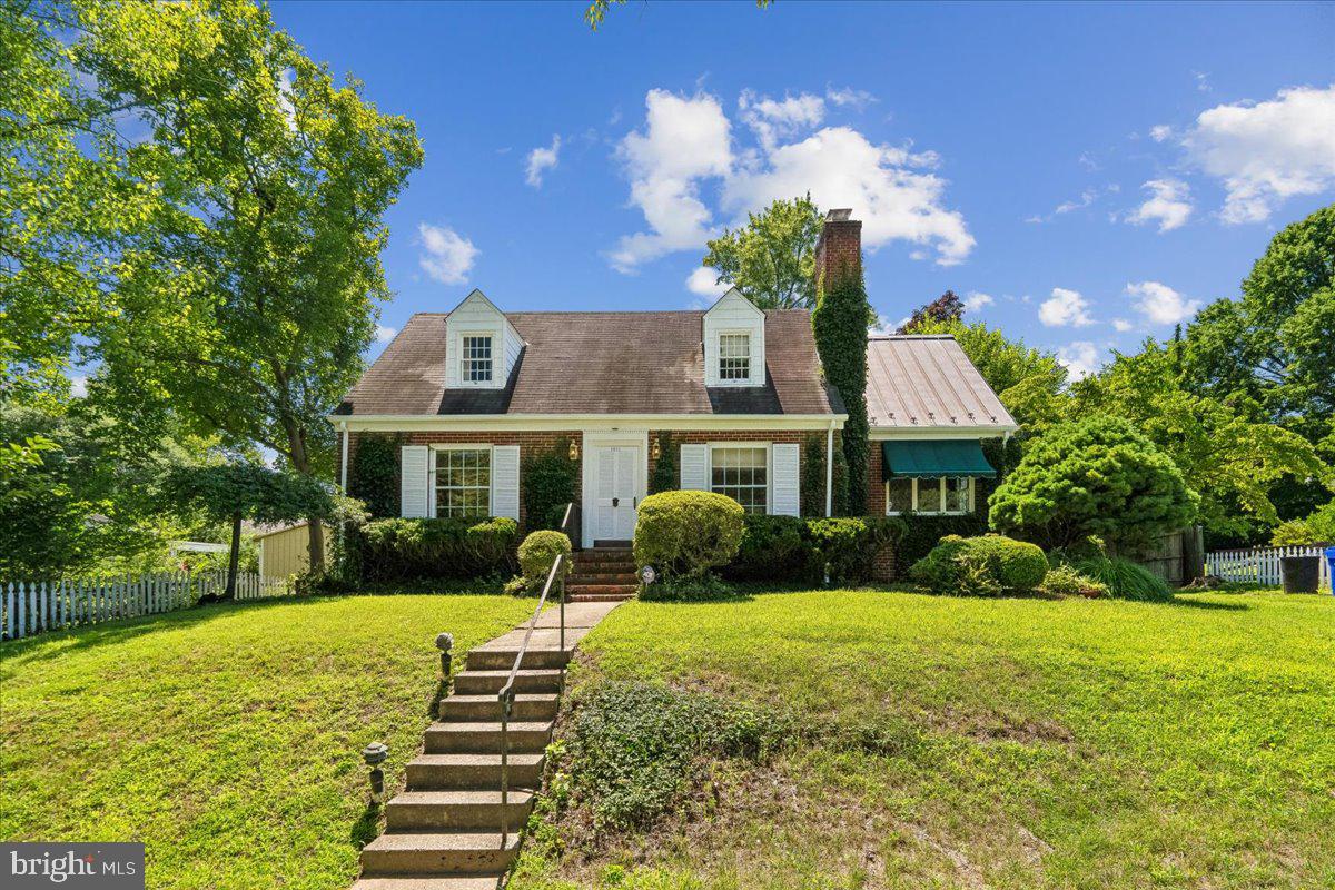 1011 W NOLCREST DRIVE
