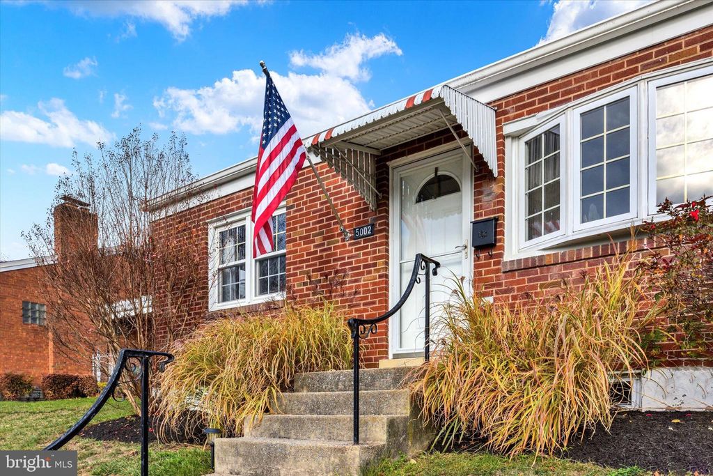 Photo of 5002 Utah Avenue, HARRISBURG, PA 17109 (MLS # PADA2051448)