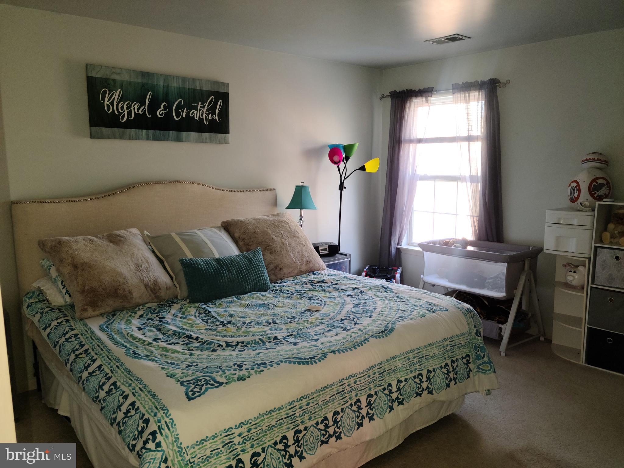 EAST HAMPTON - Residential