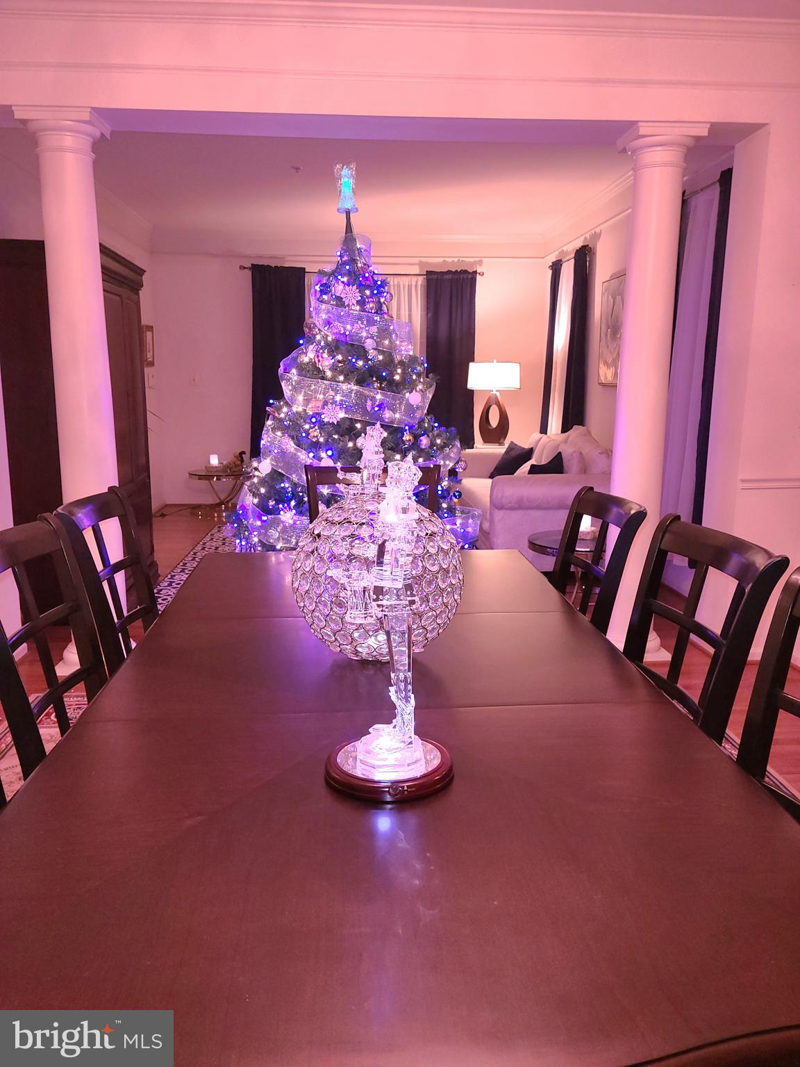 EAST HAMPTON - Residential