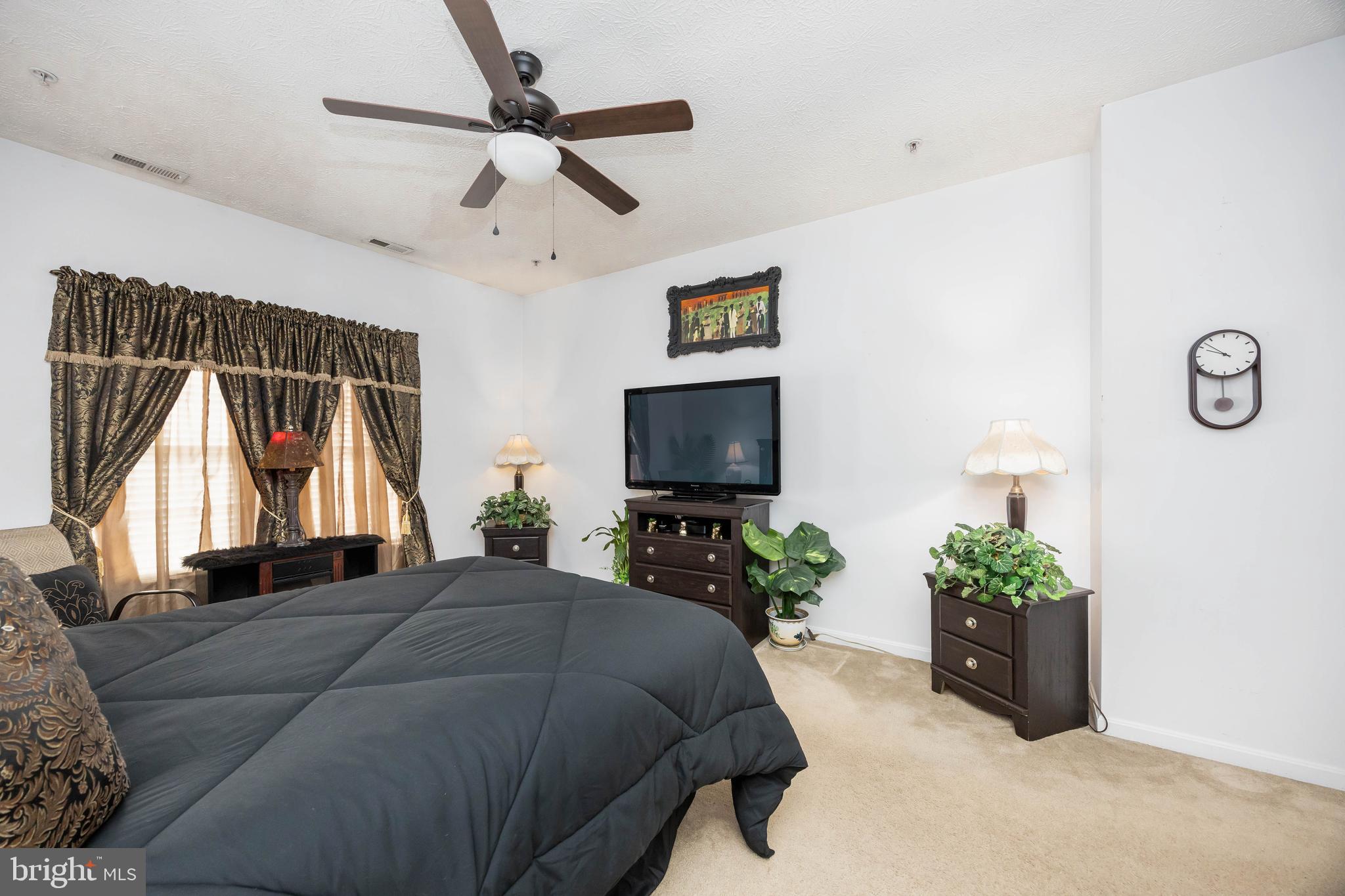 WOOD CREEK GOLF COMM - Residential