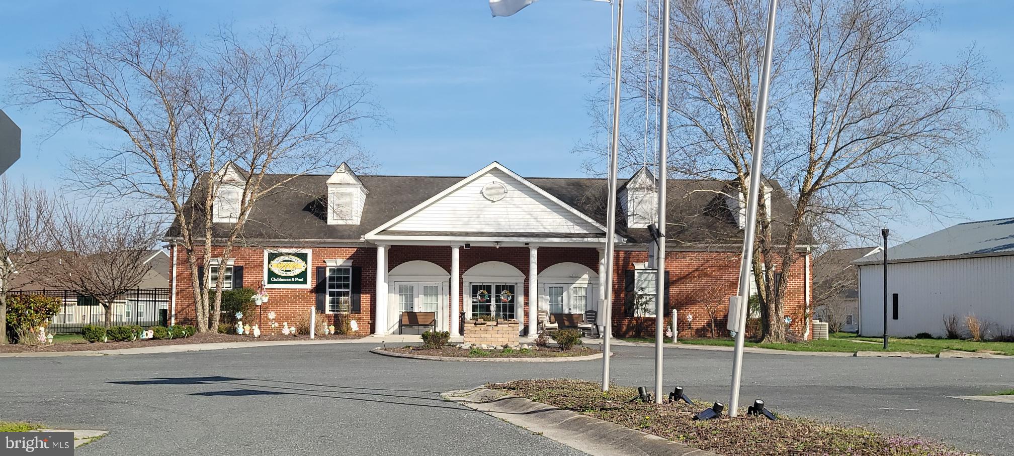 WOOD CREEK GOLF COMM - Residential