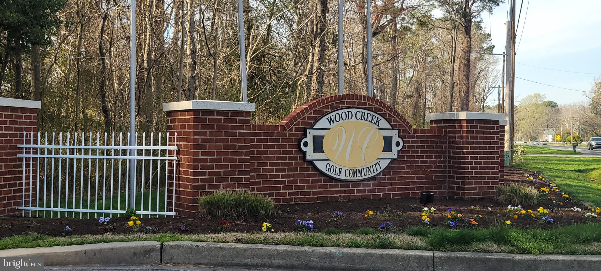 WOOD CREEK GOLF COMM - Residential