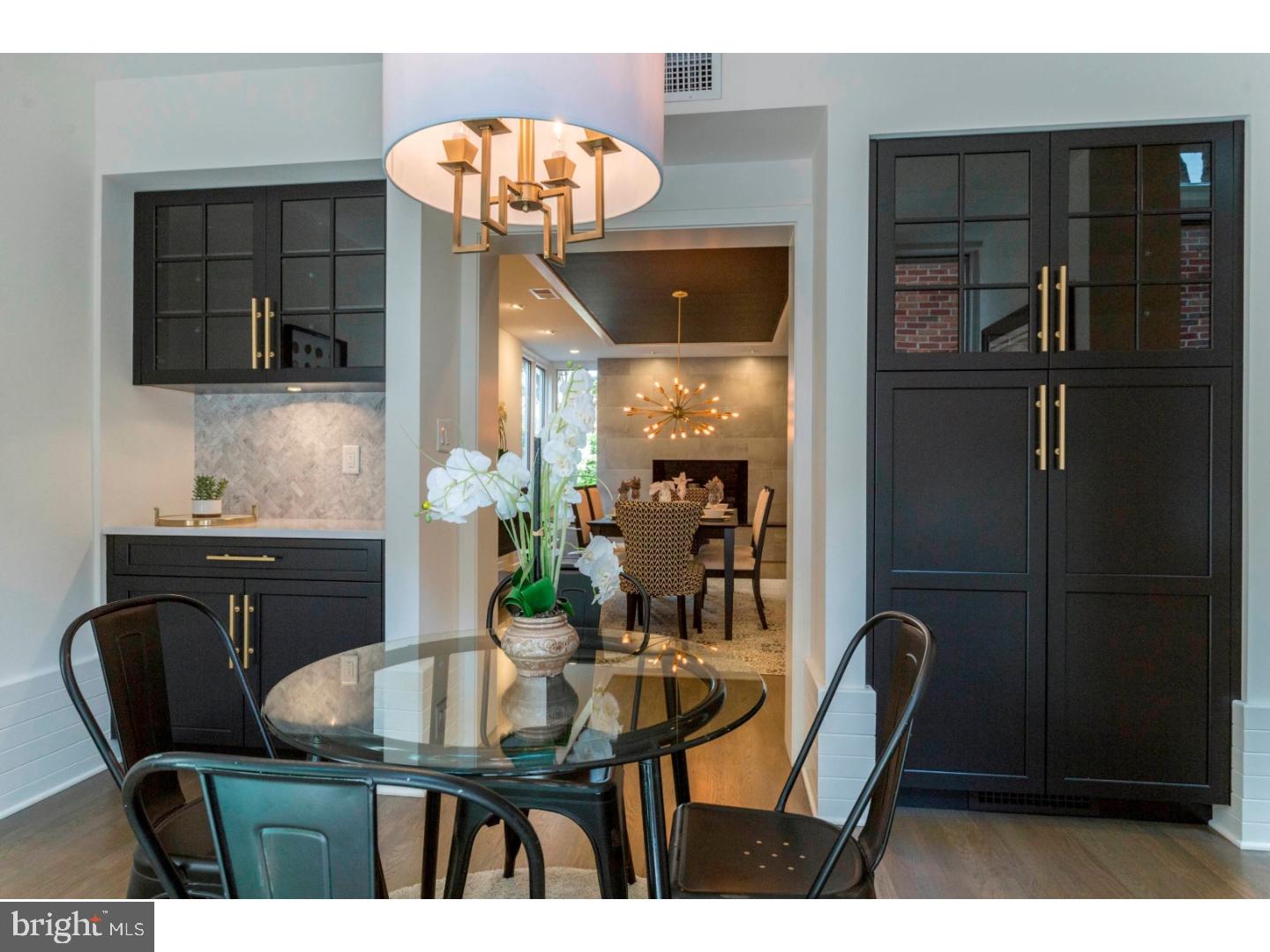 SOCIETY HILL - Residential