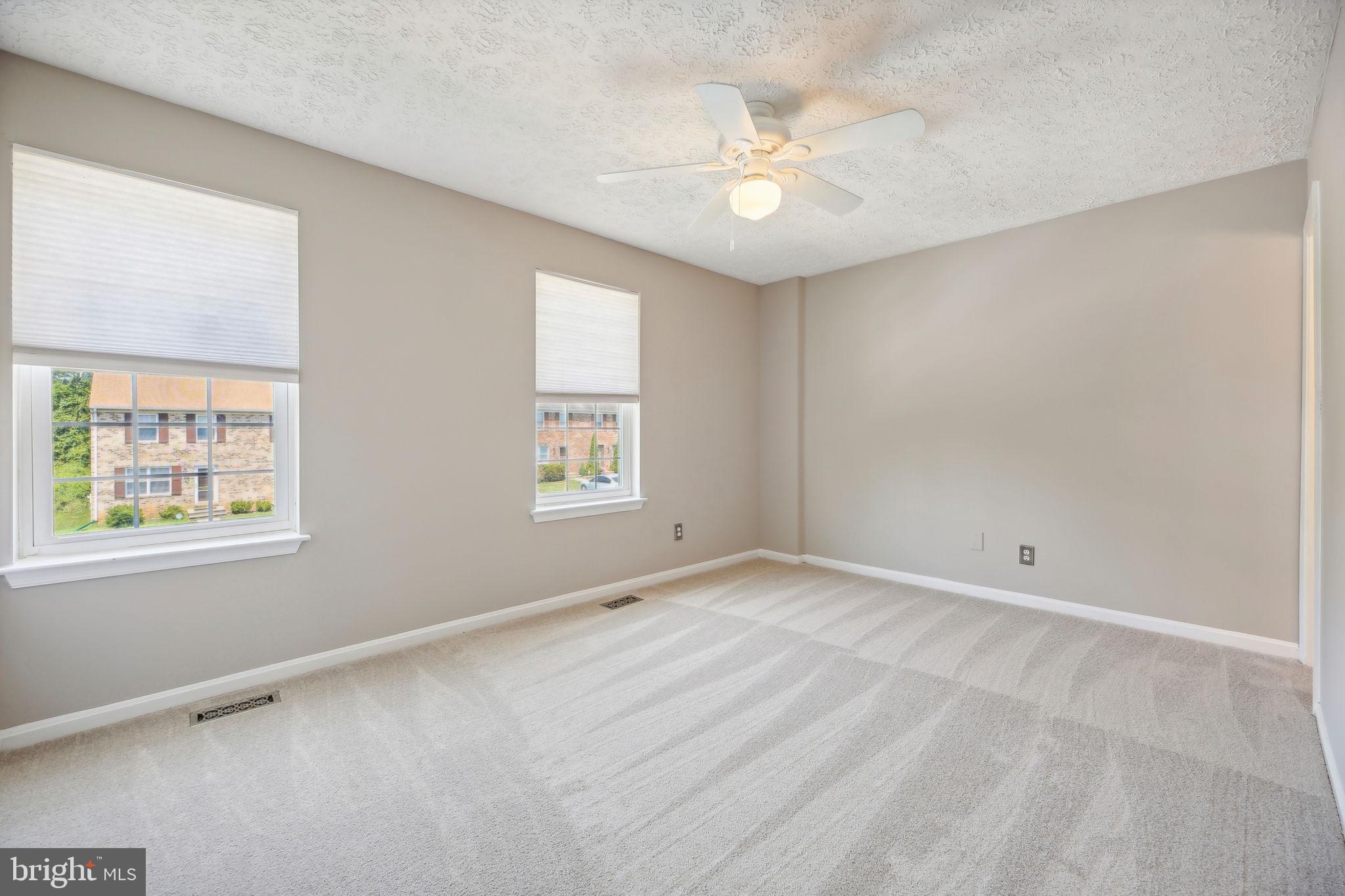 RICHARDSON MEWS - Residential