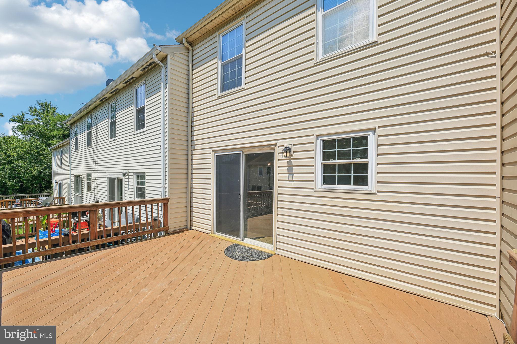 RICHARDSON MEWS - Residential