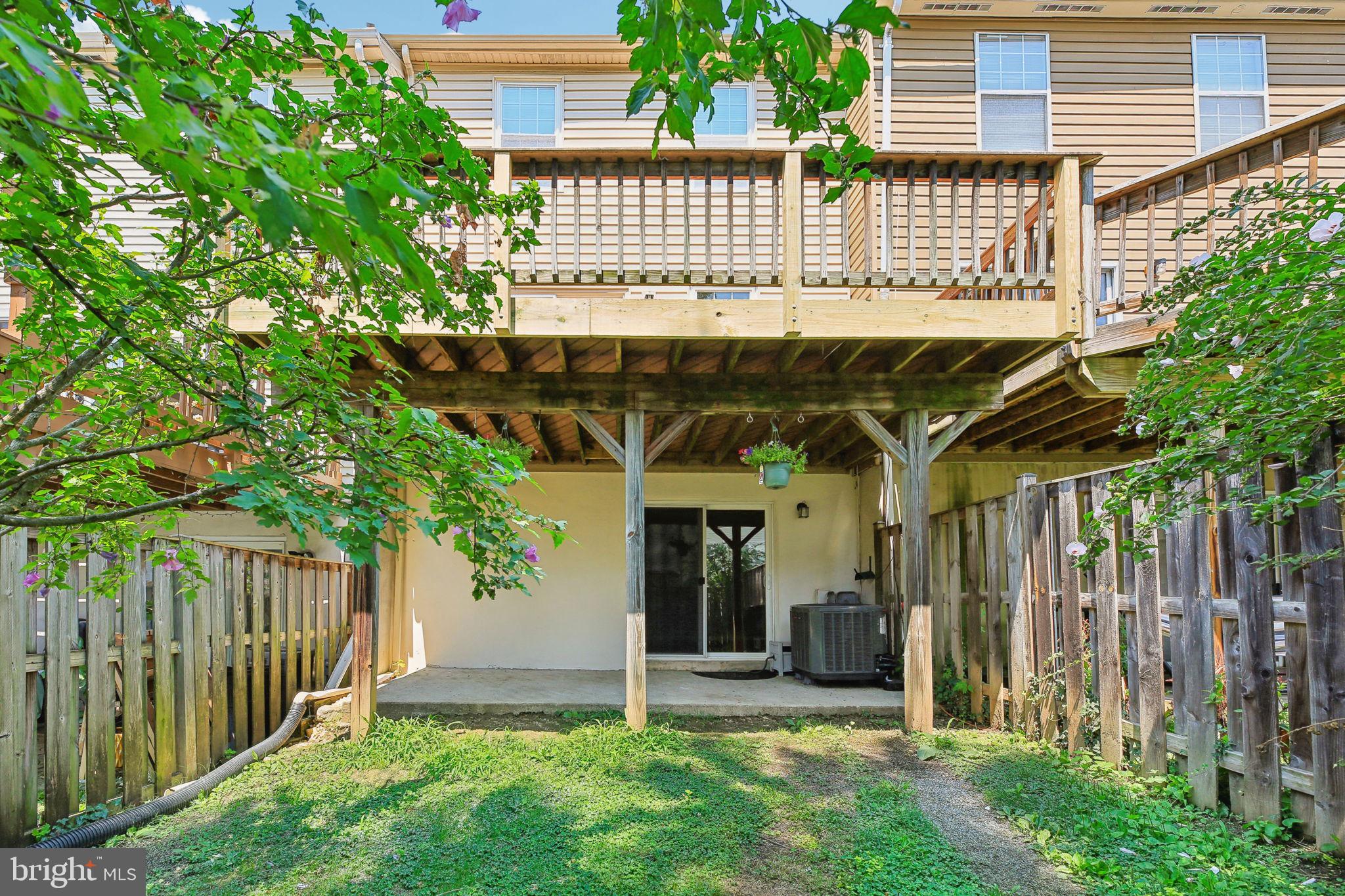 RICHARDSON MEWS - Residential