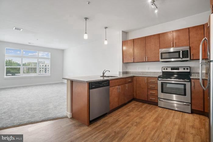 131 BRIDGE STREET 1404