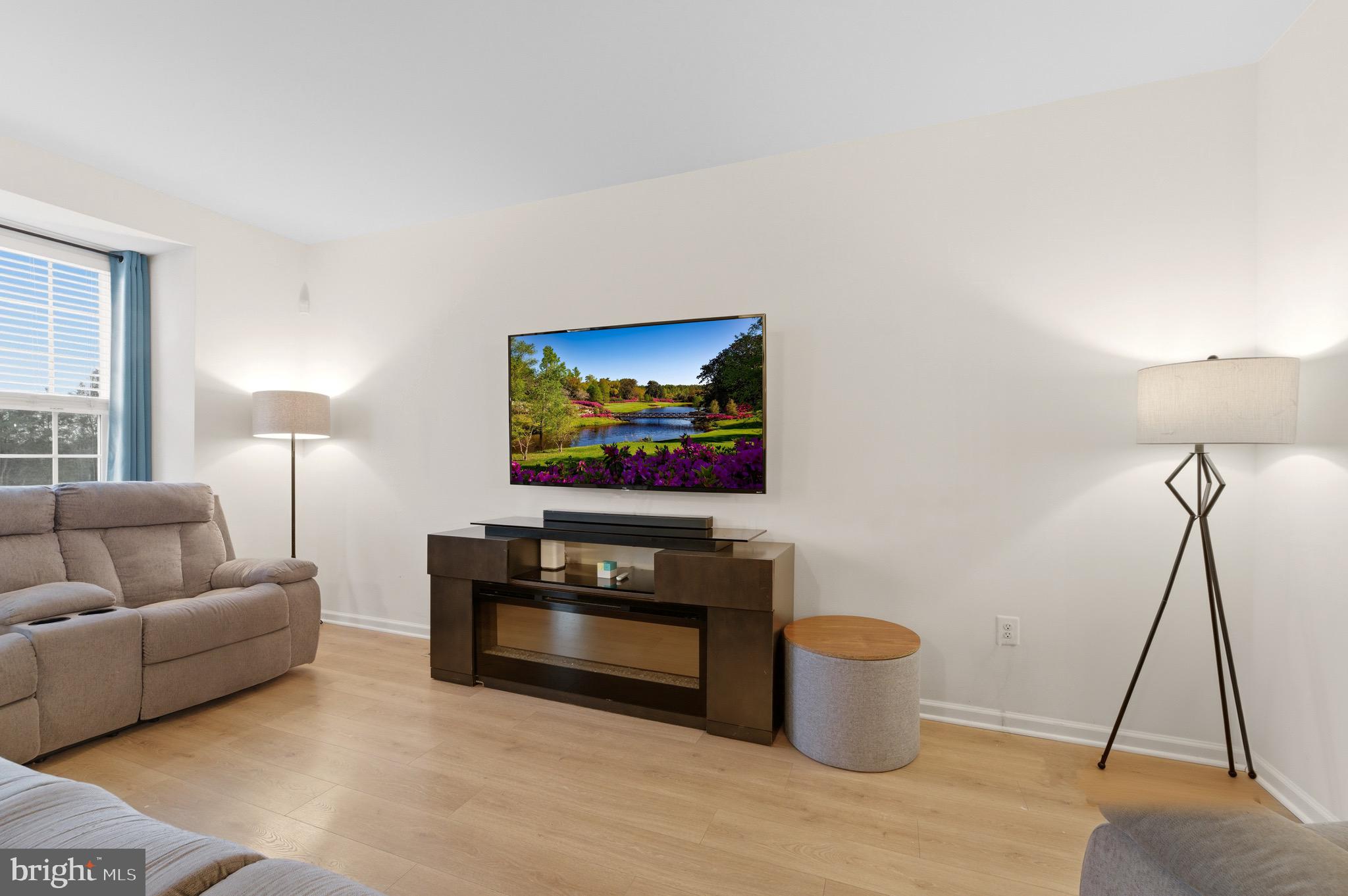 MINTBROOK - Residential