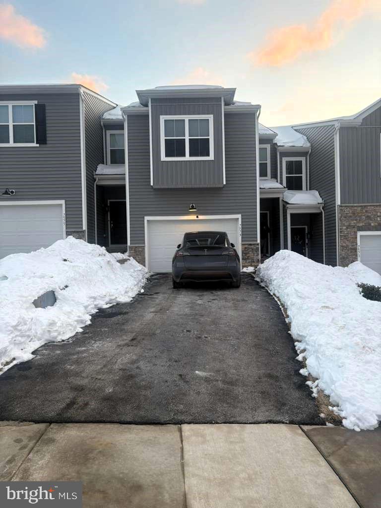 BRINLEY COURT - Residential