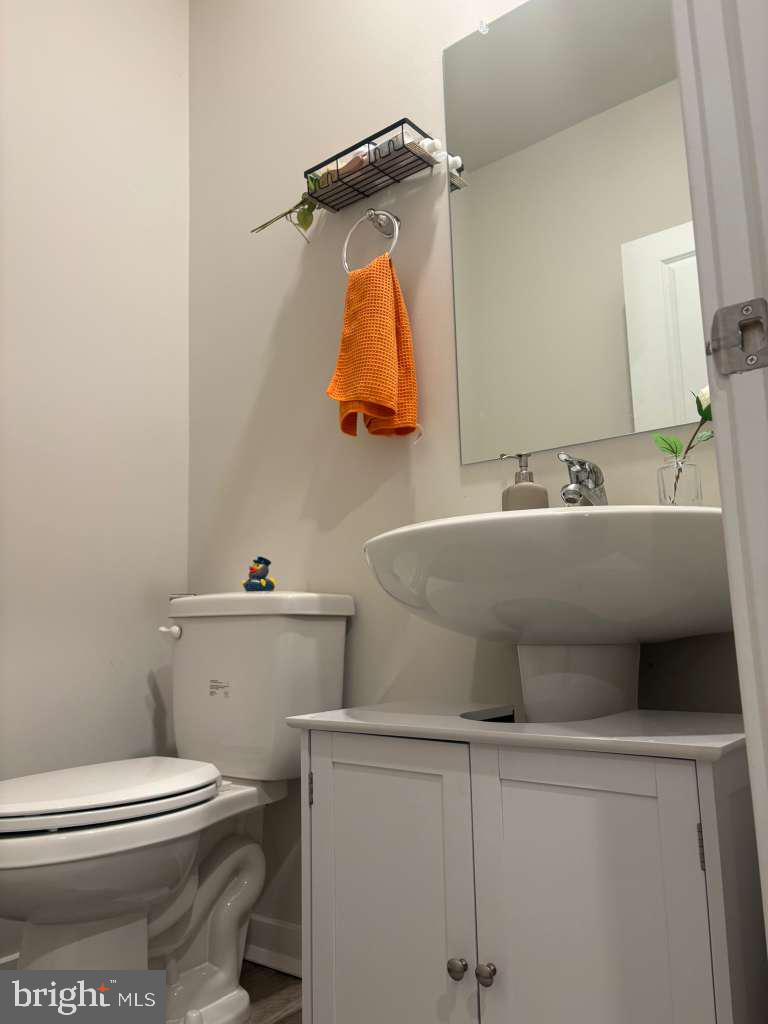 BRINLEY COURT - Residential