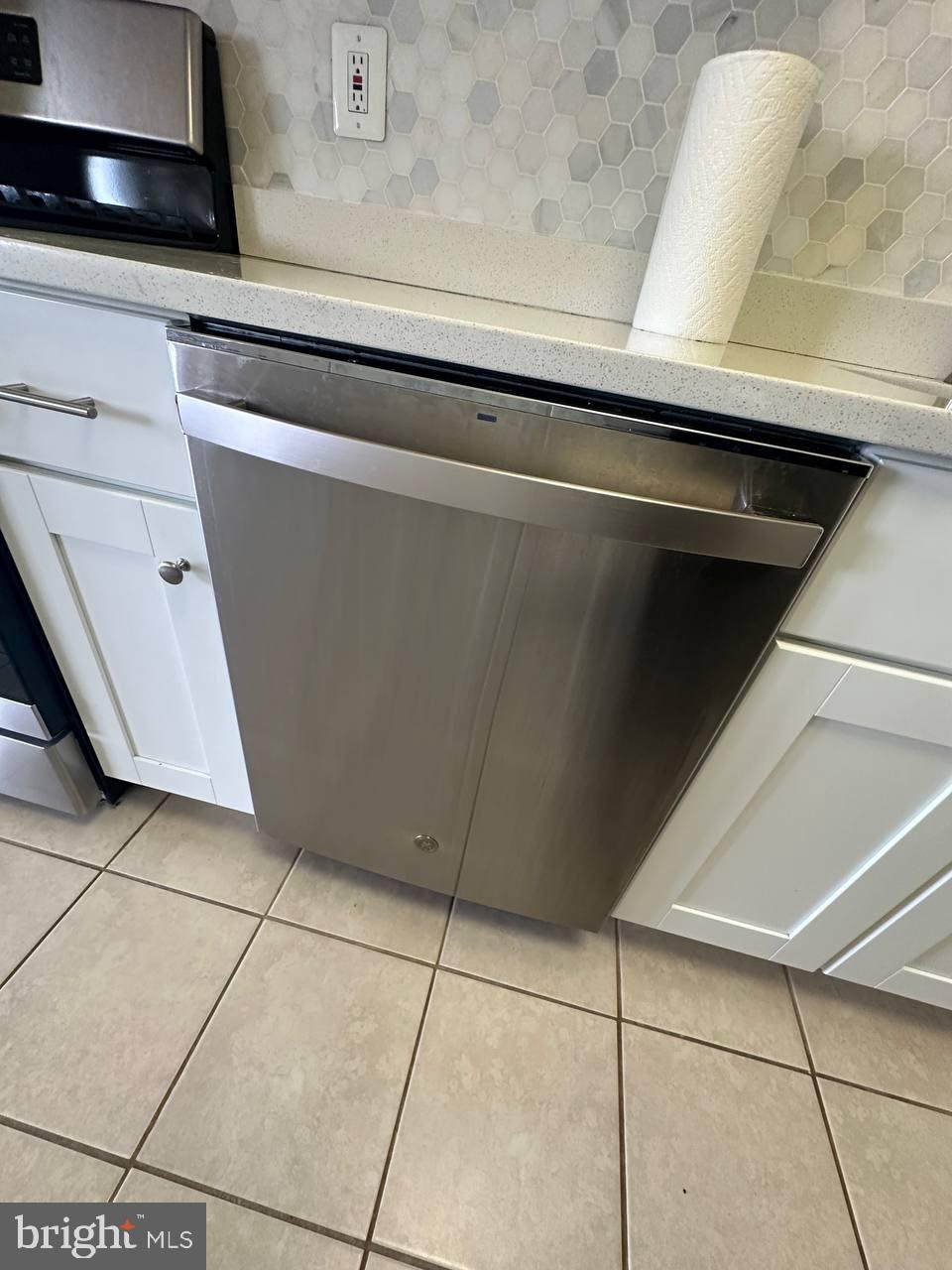 GROSVENOR PARK - Residential Lease