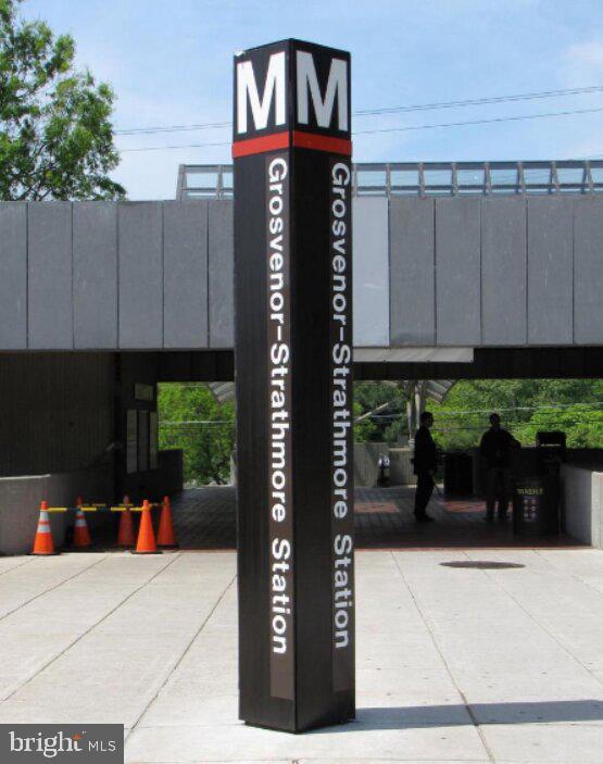 GROSVENOR PARK - Residential Lease