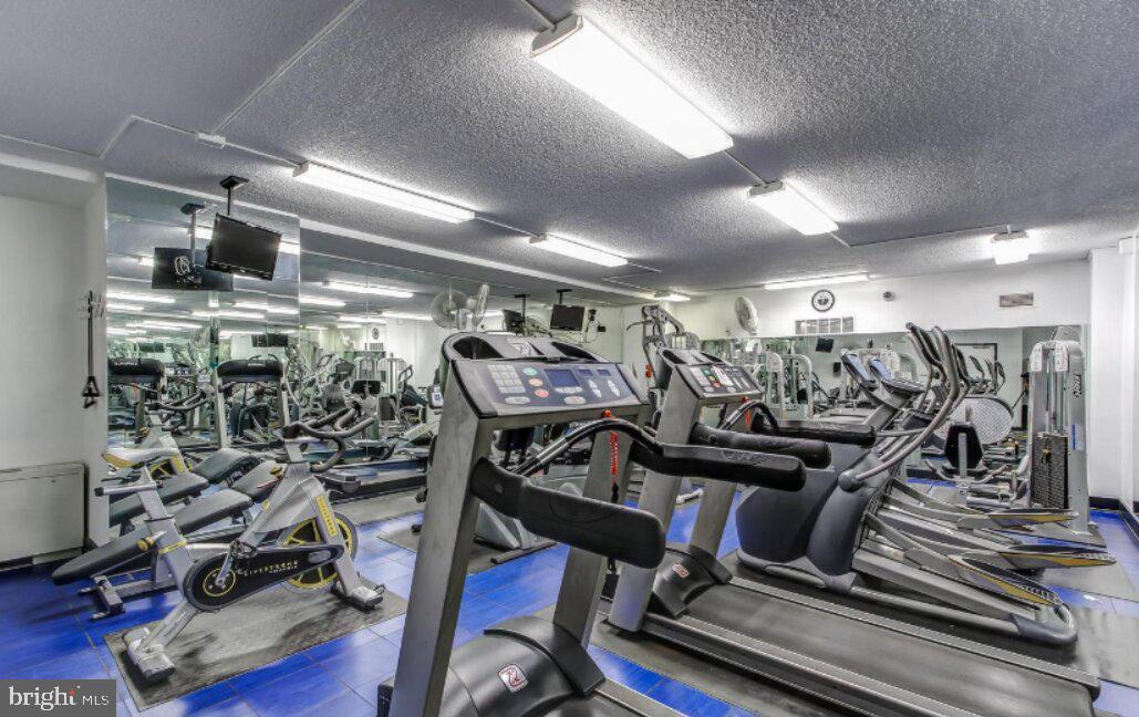 GROSVENOR PARK - Residential Lease