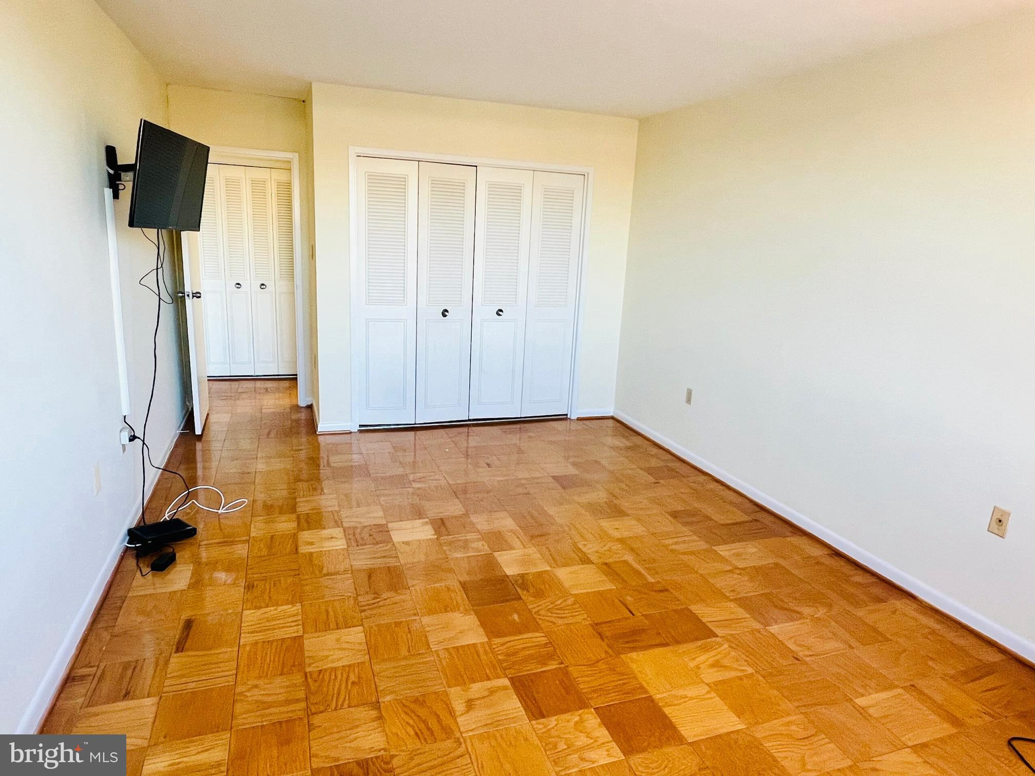 GROSVENOR PARK - Residential Lease