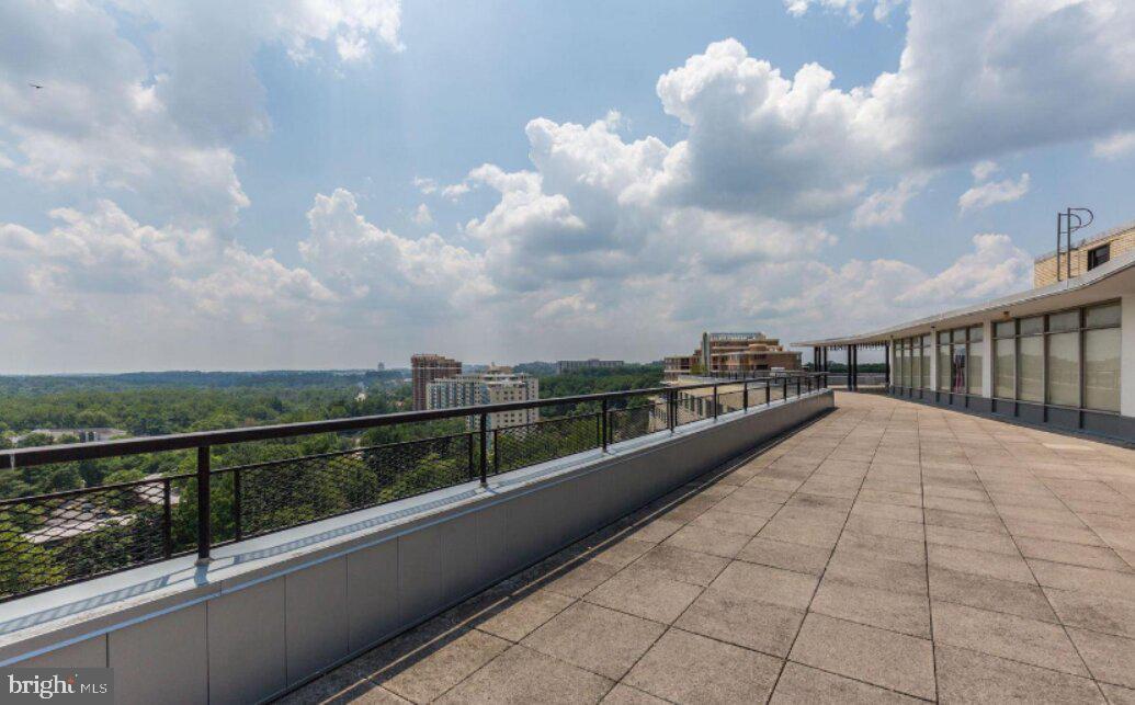 GROSVENOR PARK - Residential Lease