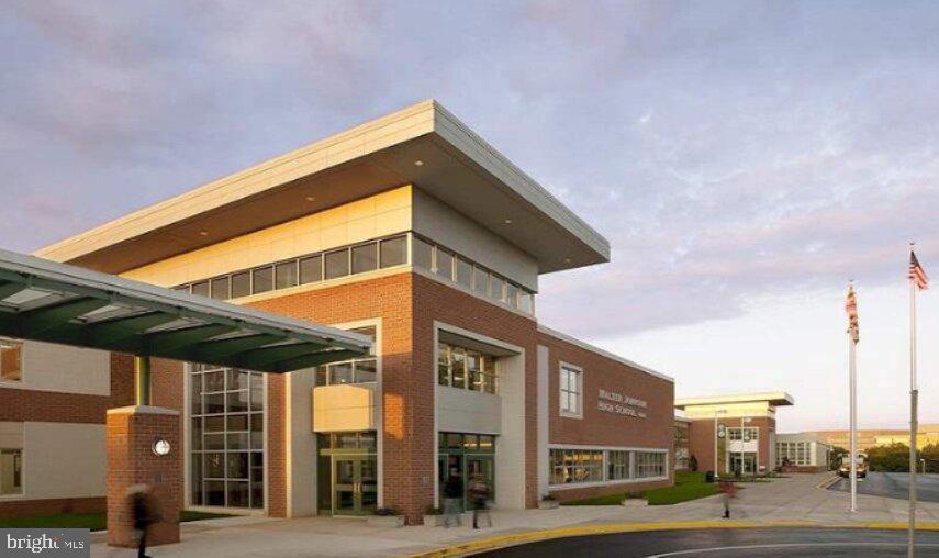 GROSVENOR PARK - Residential Lease