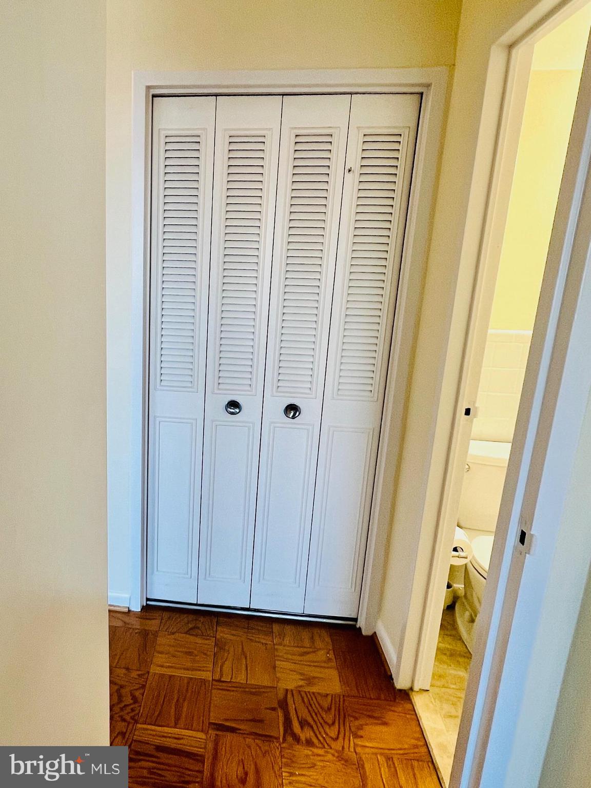 GROSVENOR PARK - Residential Lease