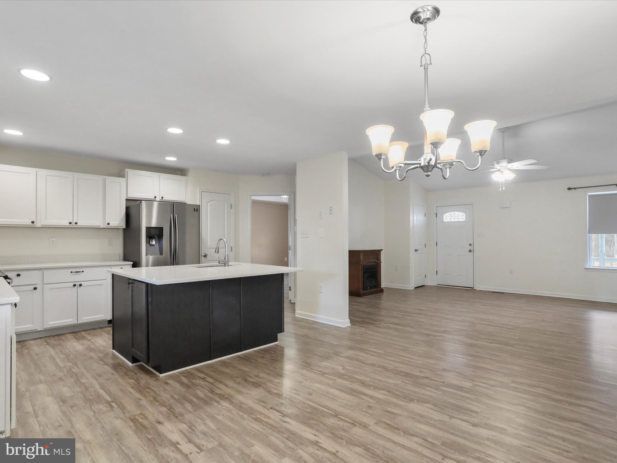 MOUNTAIN VIEW - Residential Lease