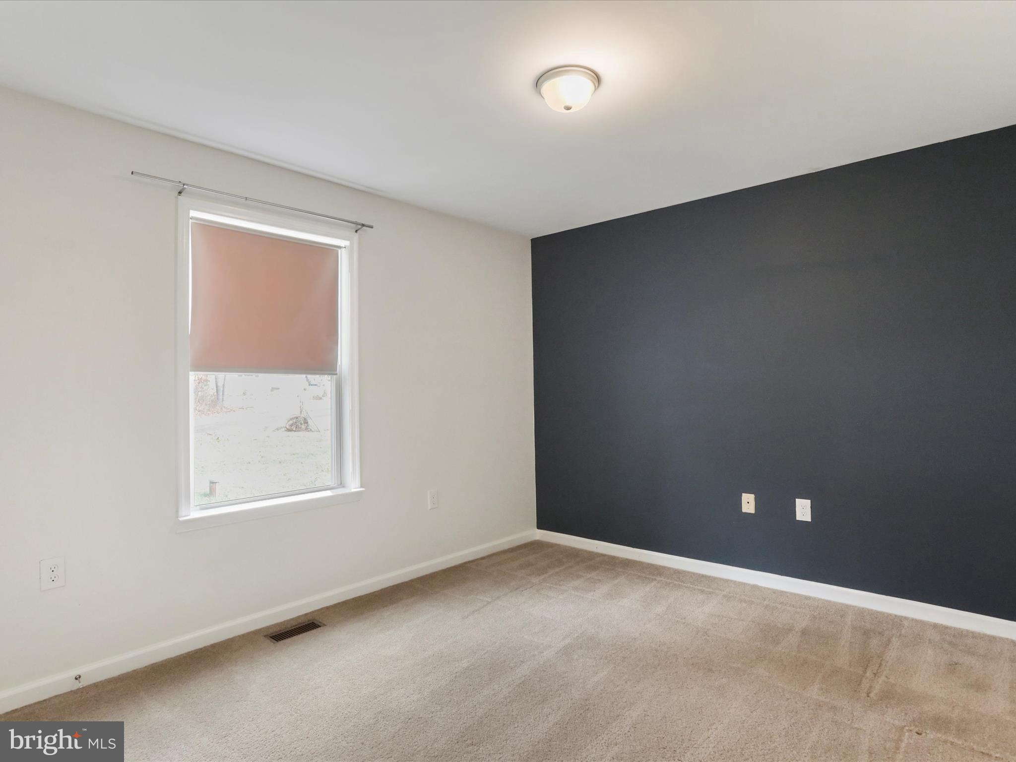 MOUNTAIN VIEW - Residential Lease