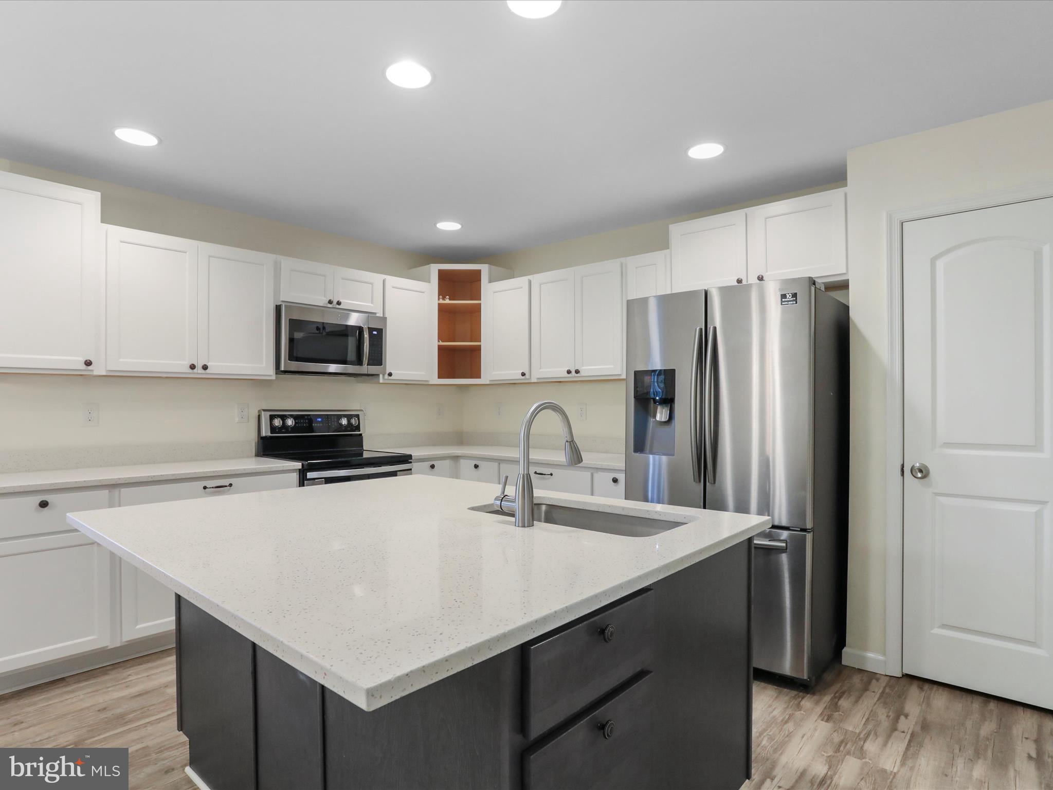 MOUNTAIN VIEW - Residential Lease