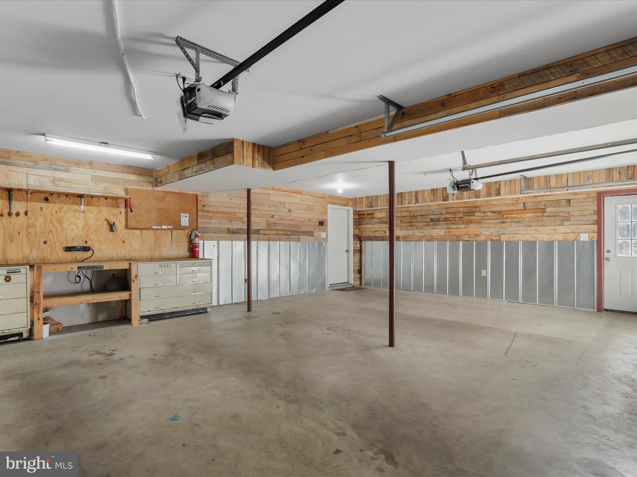 MOUNTAIN VIEW - Residential Lease