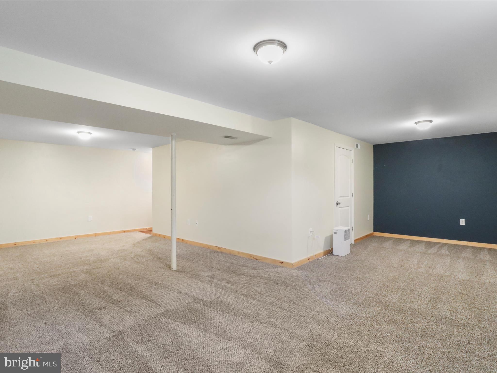 MOUNTAIN VIEW - Residential Lease