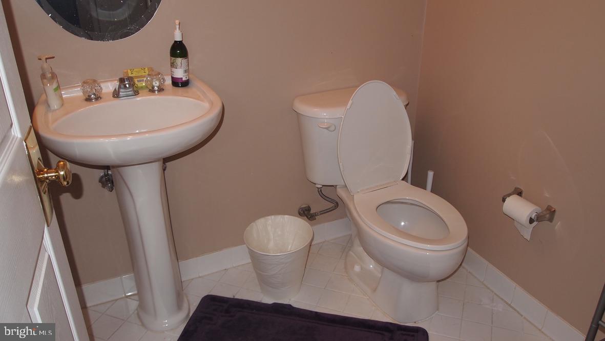 SOUTH RIDING - Residential Lease