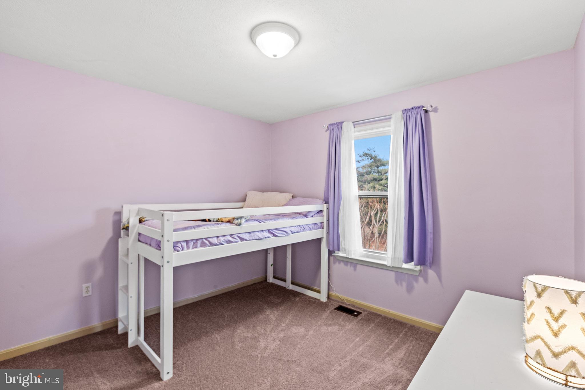 VILLAS ON WATERS EDGE - Residential