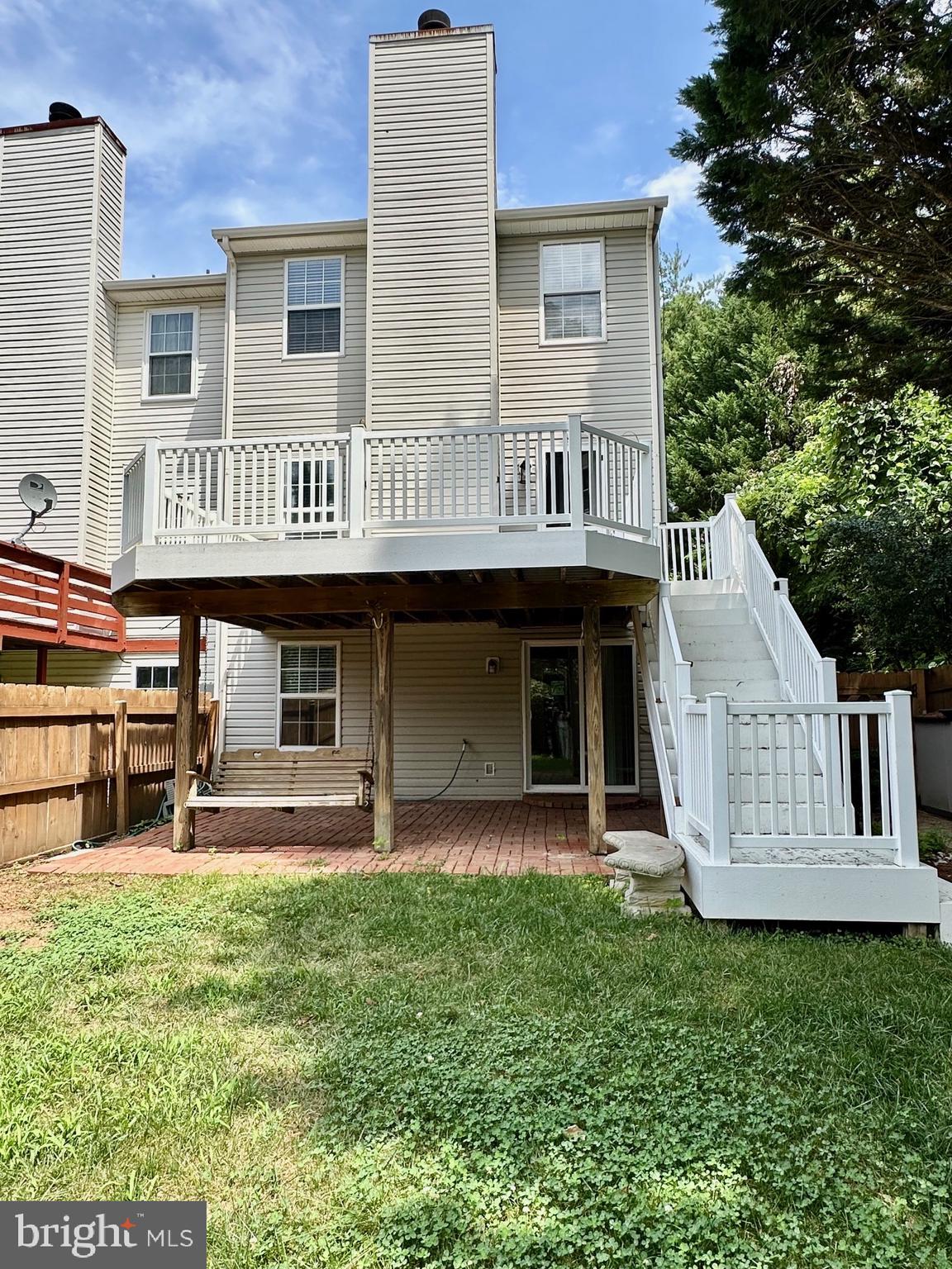 STONE RIVER - Residential Lease