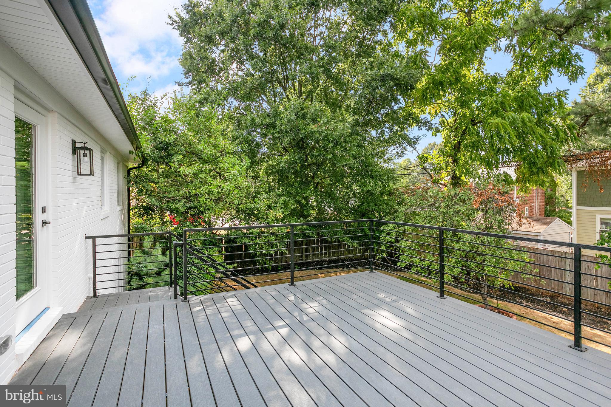 ARLINGTON HEIGHTS - Residential