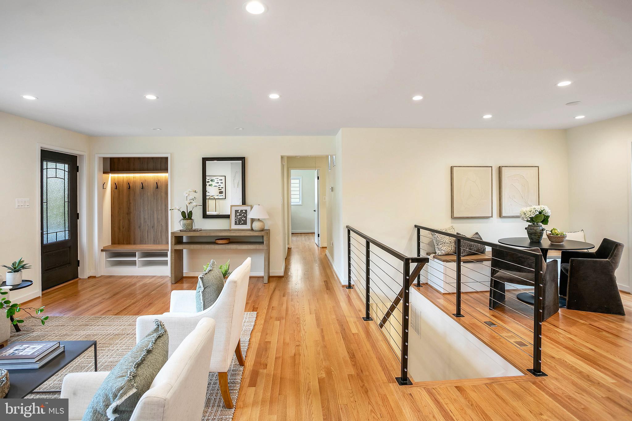 ARLINGTON HEIGHTS - Residential