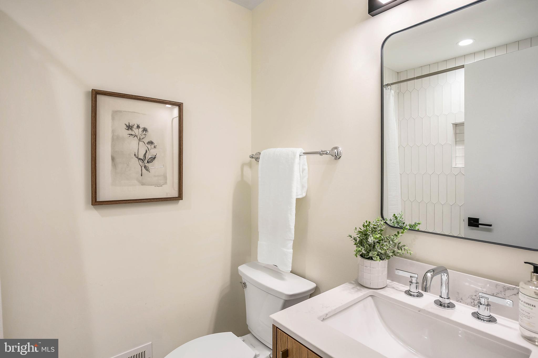 ARLINGTON HEIGHTS - Residential