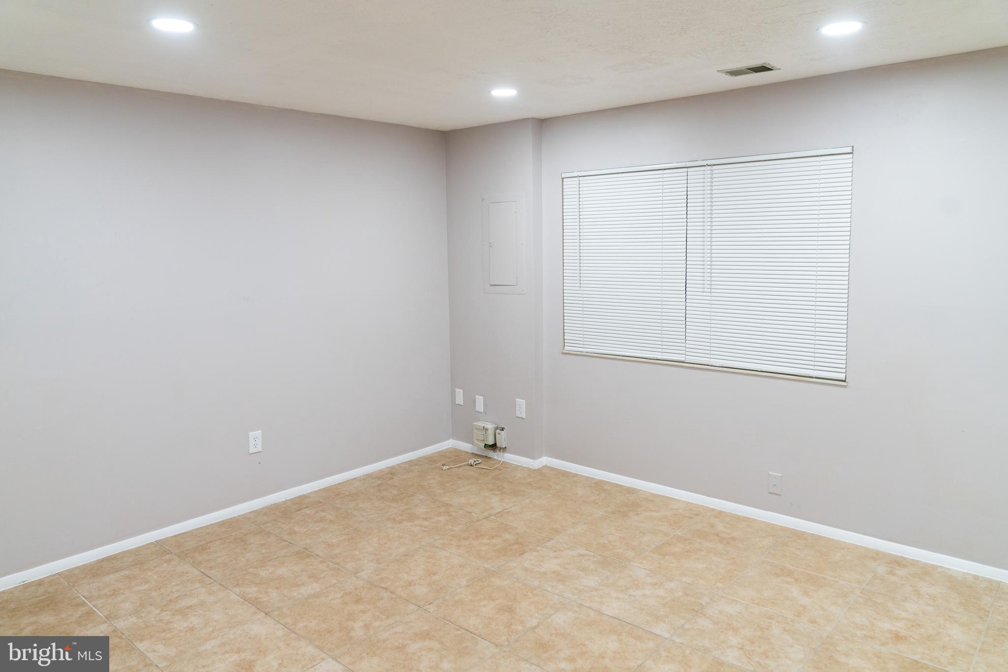 SUMMIT WALK - Residential