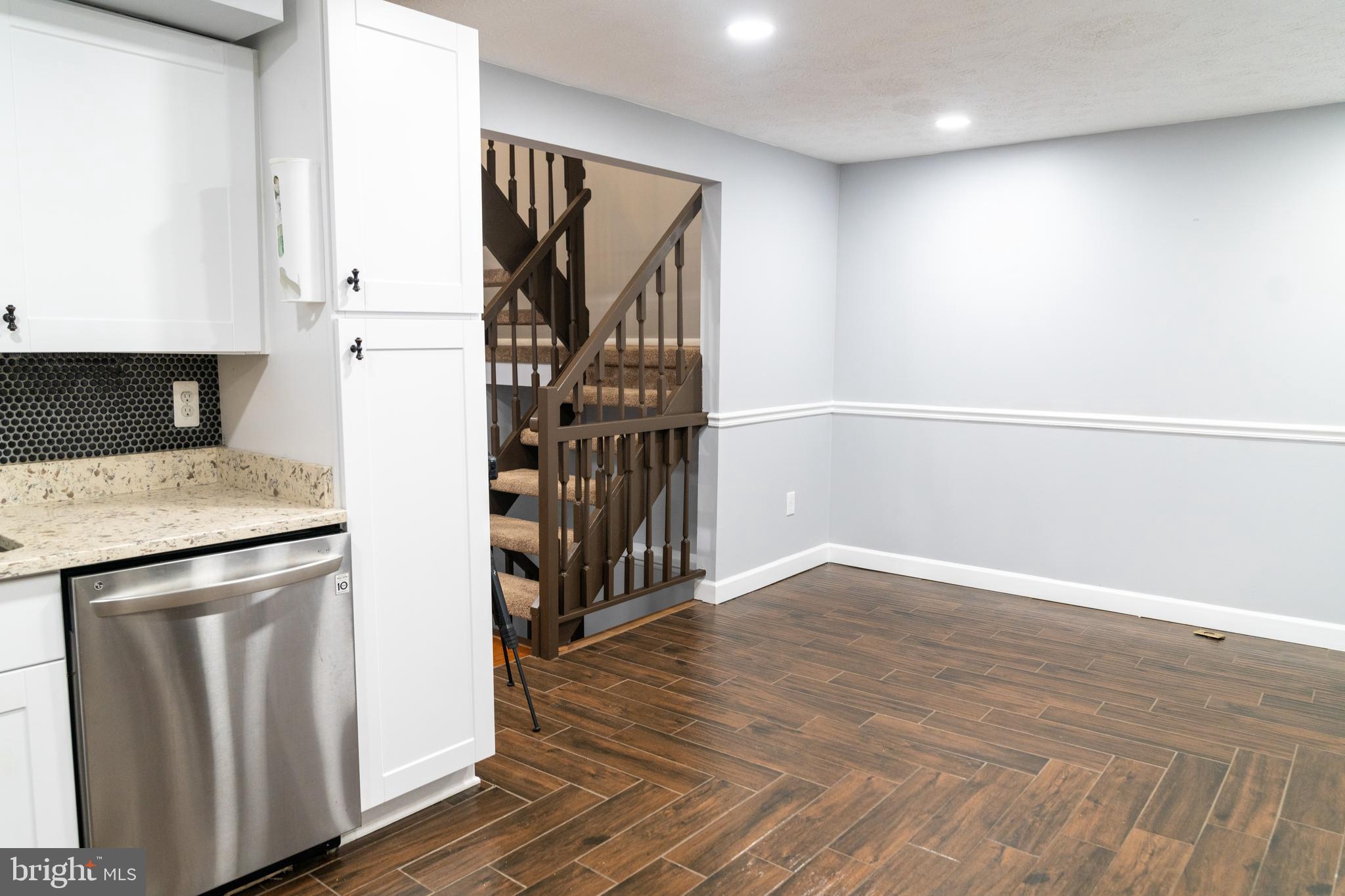 SUMMIT WALK - Residential