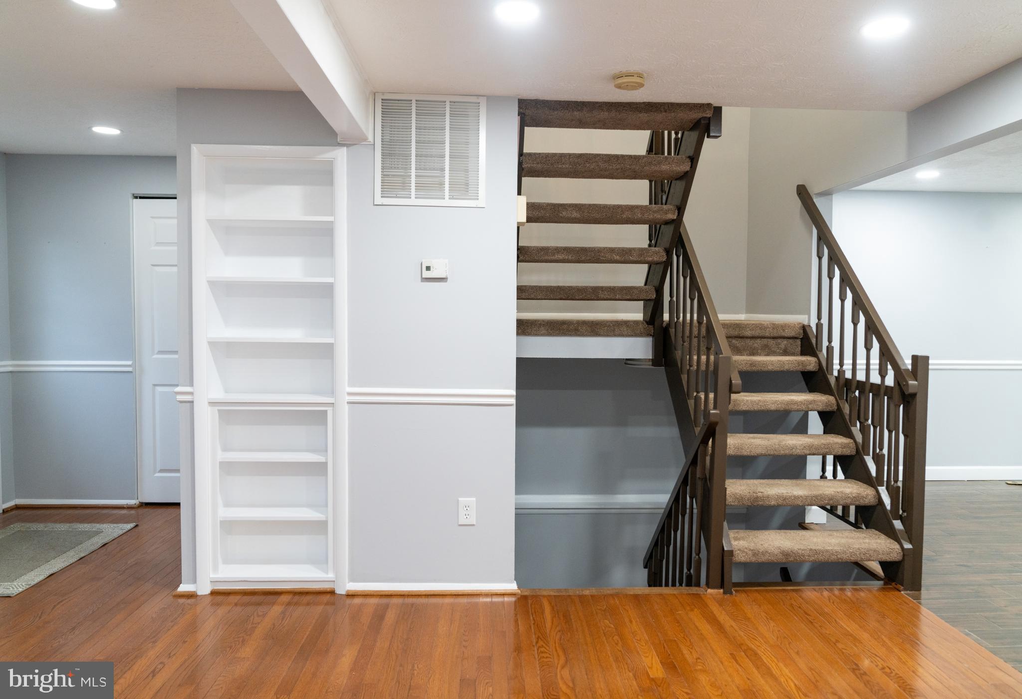 SUMMIT WALK - Residential