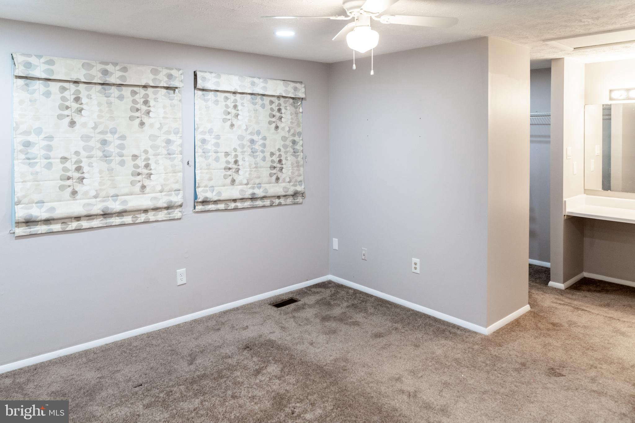 SUMMIT WALK - Residential