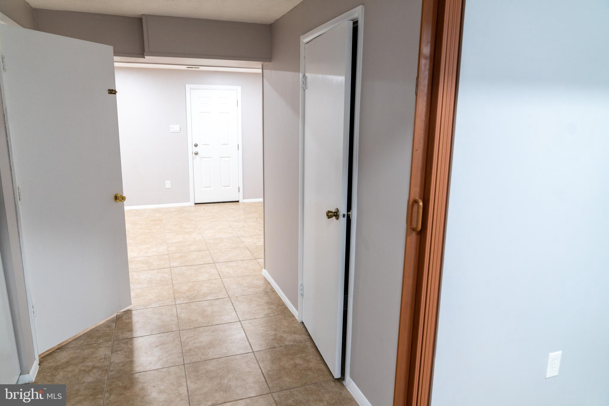 SUMMIT WALK - Residential