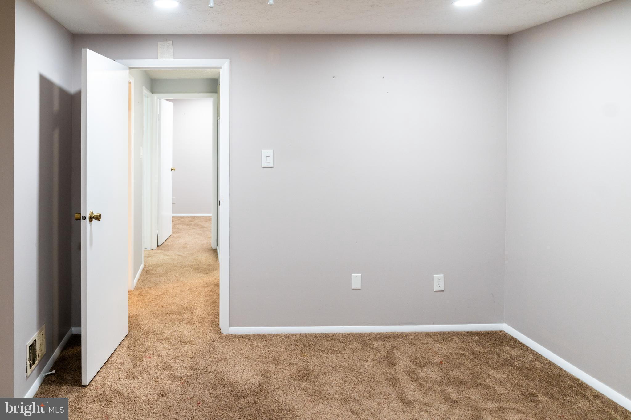 SUMMIT WALK - Residential